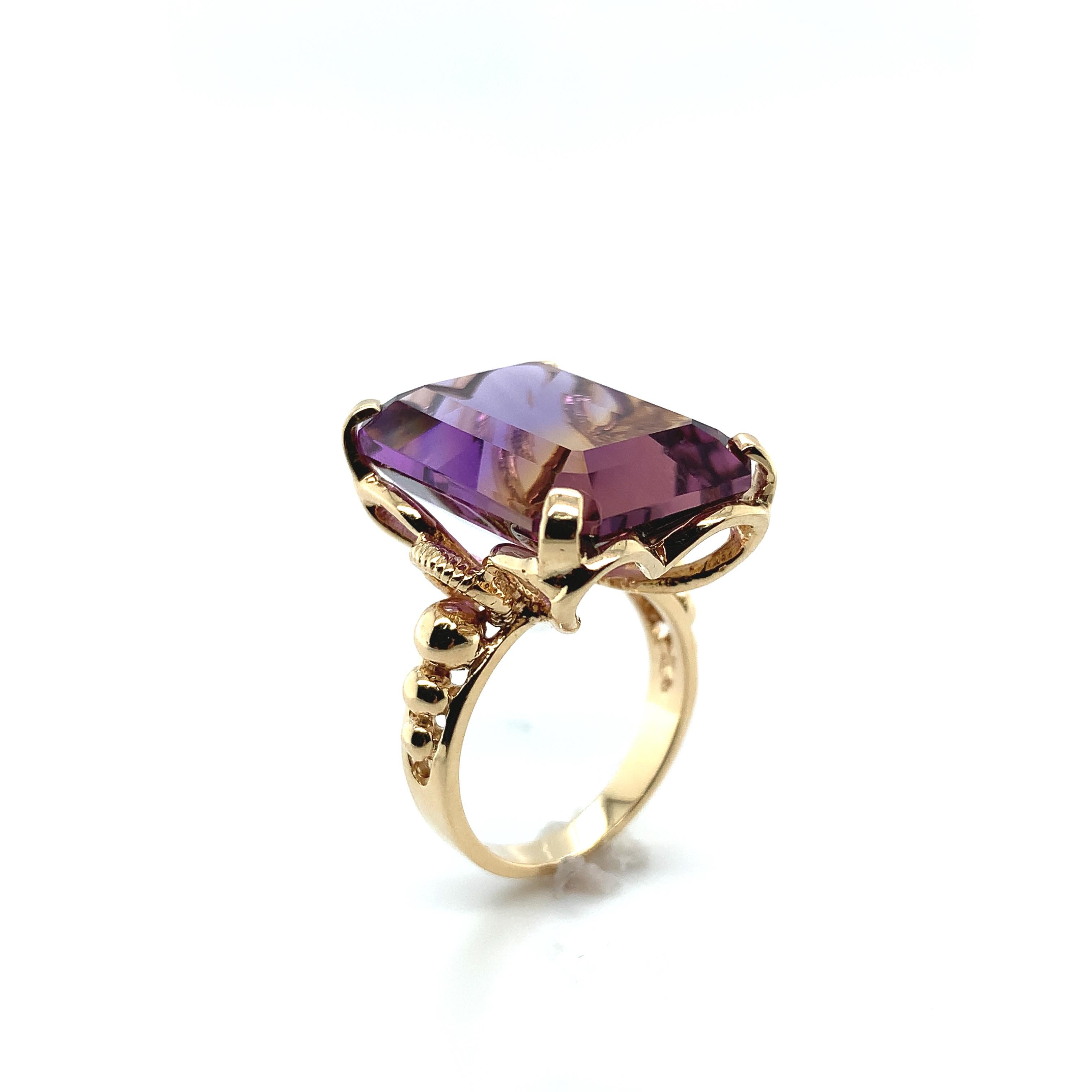 14 Karat Gelbgold 20 Karat Ametrine Ring (Smaragdschliff)