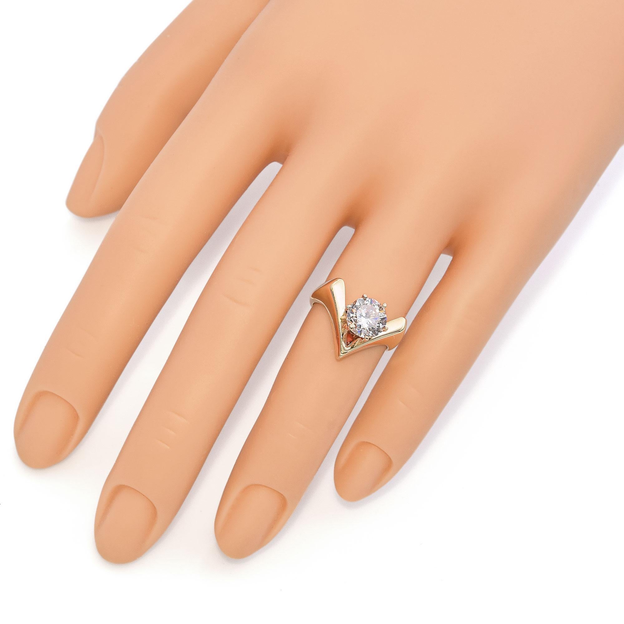 Round Cut 14K Yellow Gold 2.0 Ct. I I2 Diamond Solitaire Engagement Ring GIA For Sale