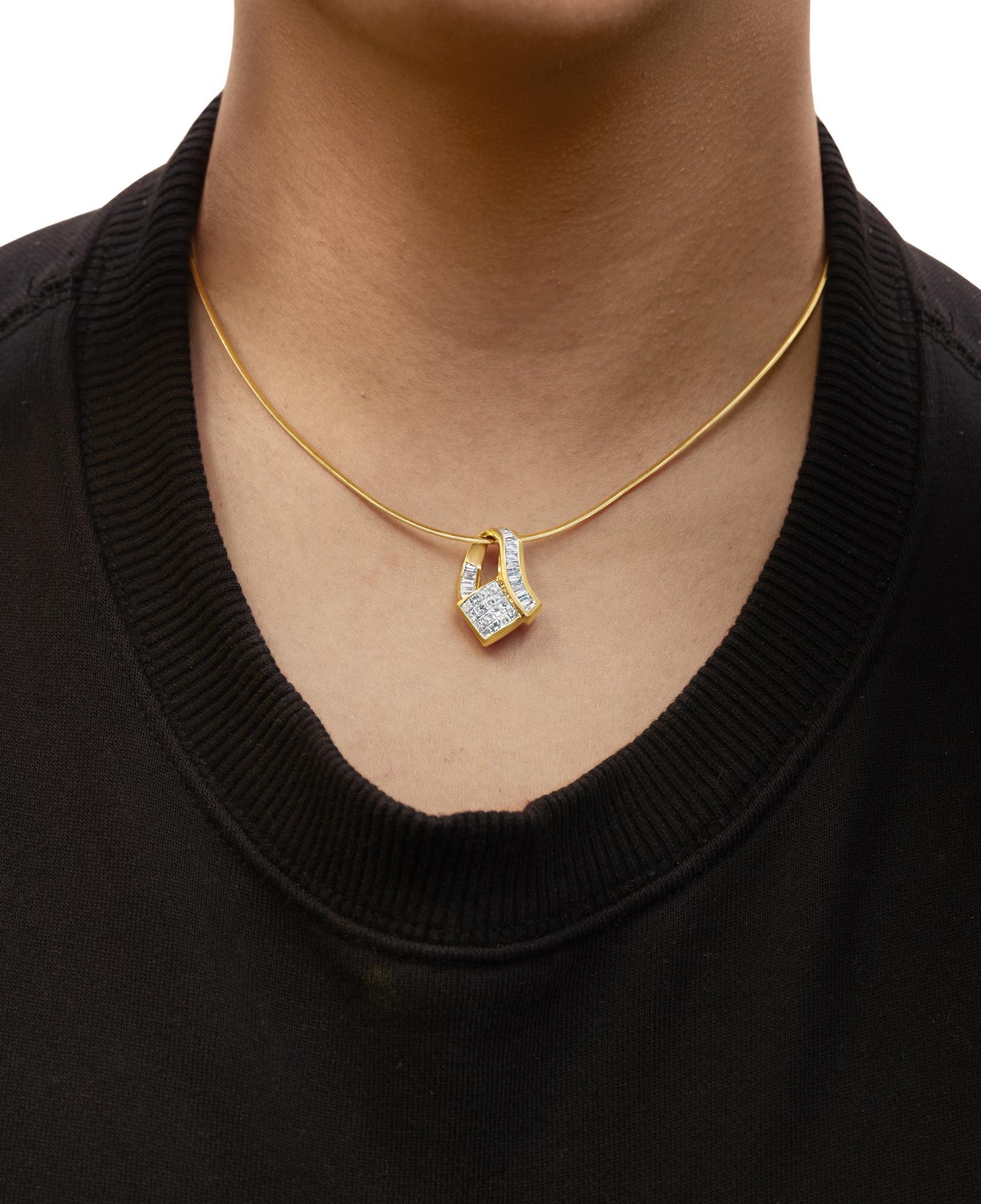 Collier pendentif en or jaune 14k avec diamant 2.0 Cttw inspiré de l'art déco Neuf - En vente à New York, NY
