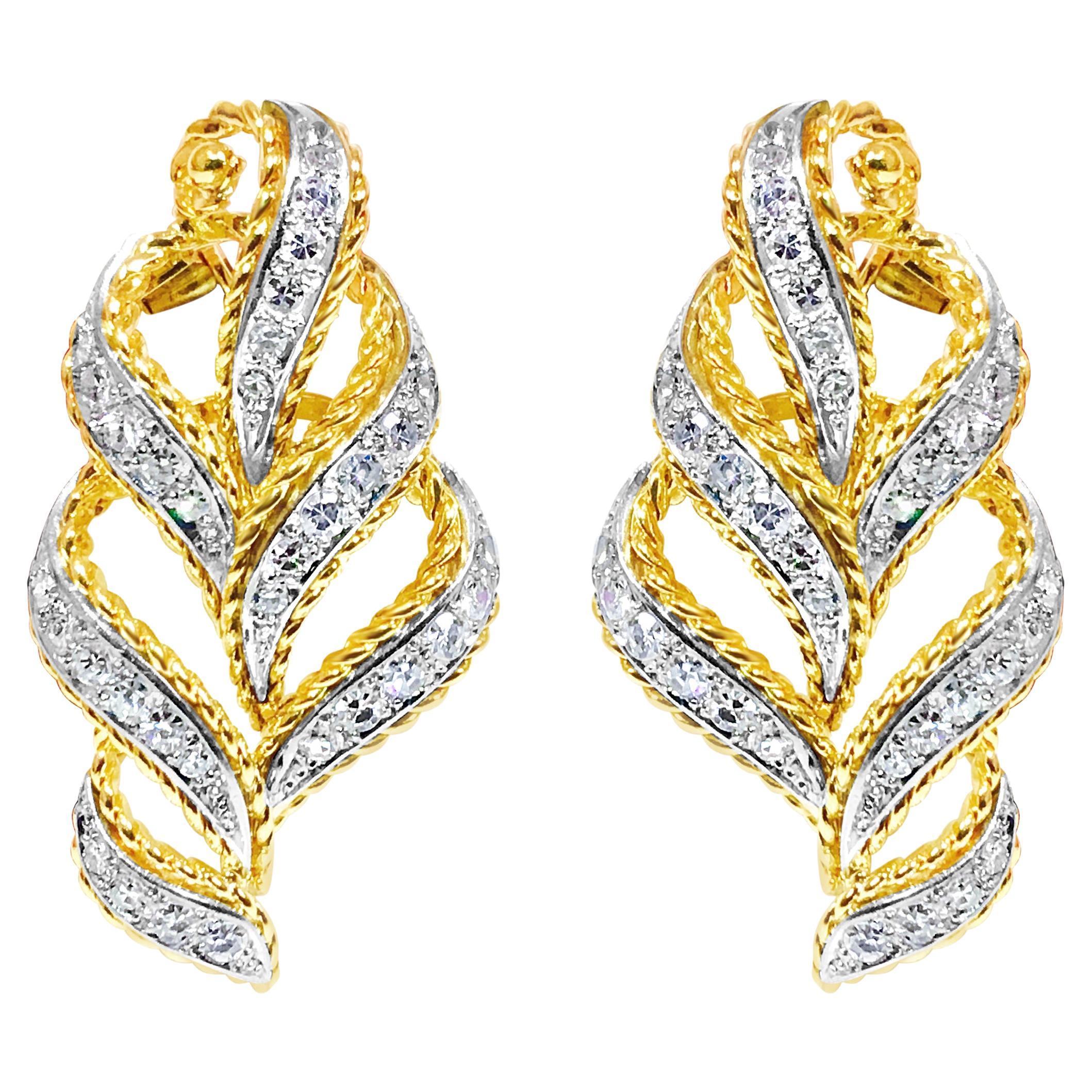 14K Yellow Gold, 2.00 Carat VS/G Diamond Earrings For Sale
