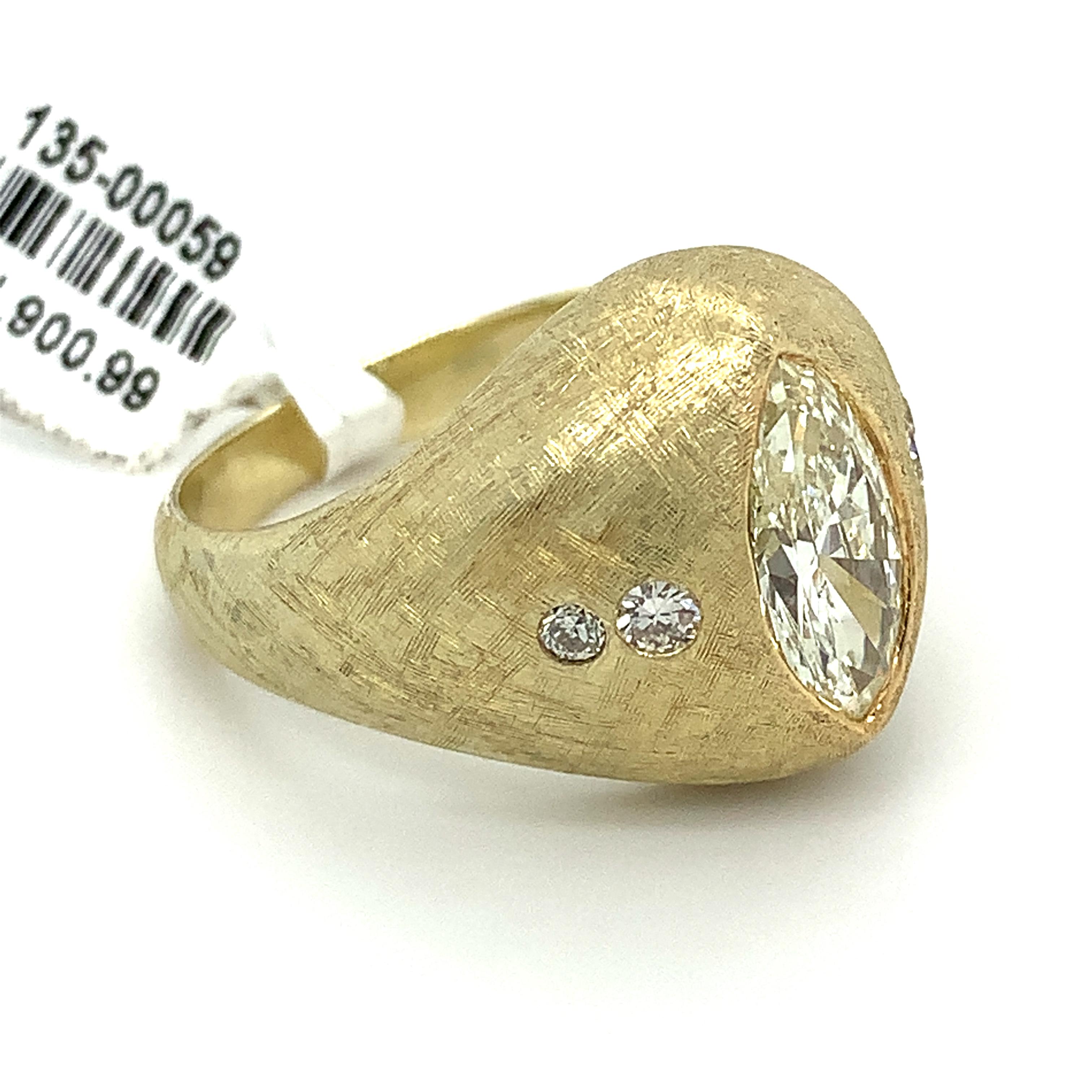 14k Yellow Gold 2.11CT Marquise Cut Diamond W/ Round Diamond Crosshatch Ring In Excellent Condition In Montgomery, AL