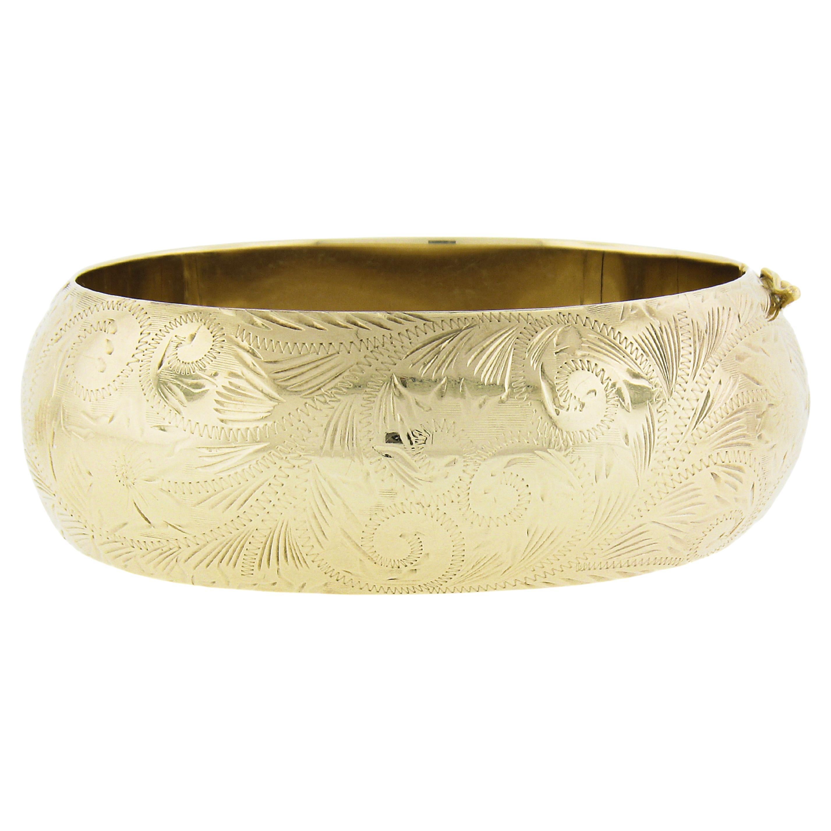 14k Yellow Gold 21.8mm Wide Hand Engraved All Around Open Hinged Bangle Bracelet For Sale
