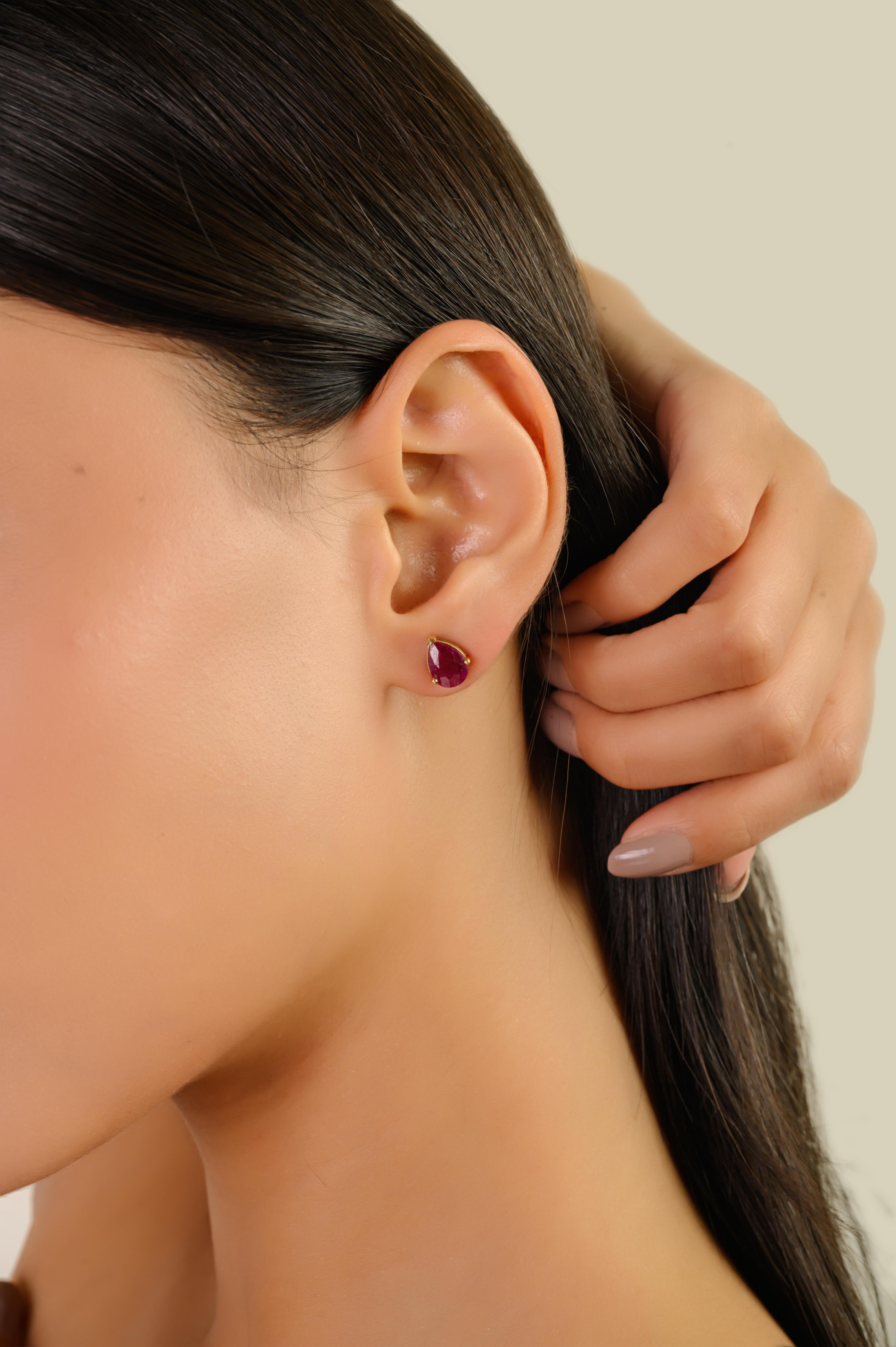 Boucles d'oreilles en or jaune 14K 2.1Ct Pear Shaped Ruby Stud Ears Fine Jewelry Christmas Gift Pour femmes en vente