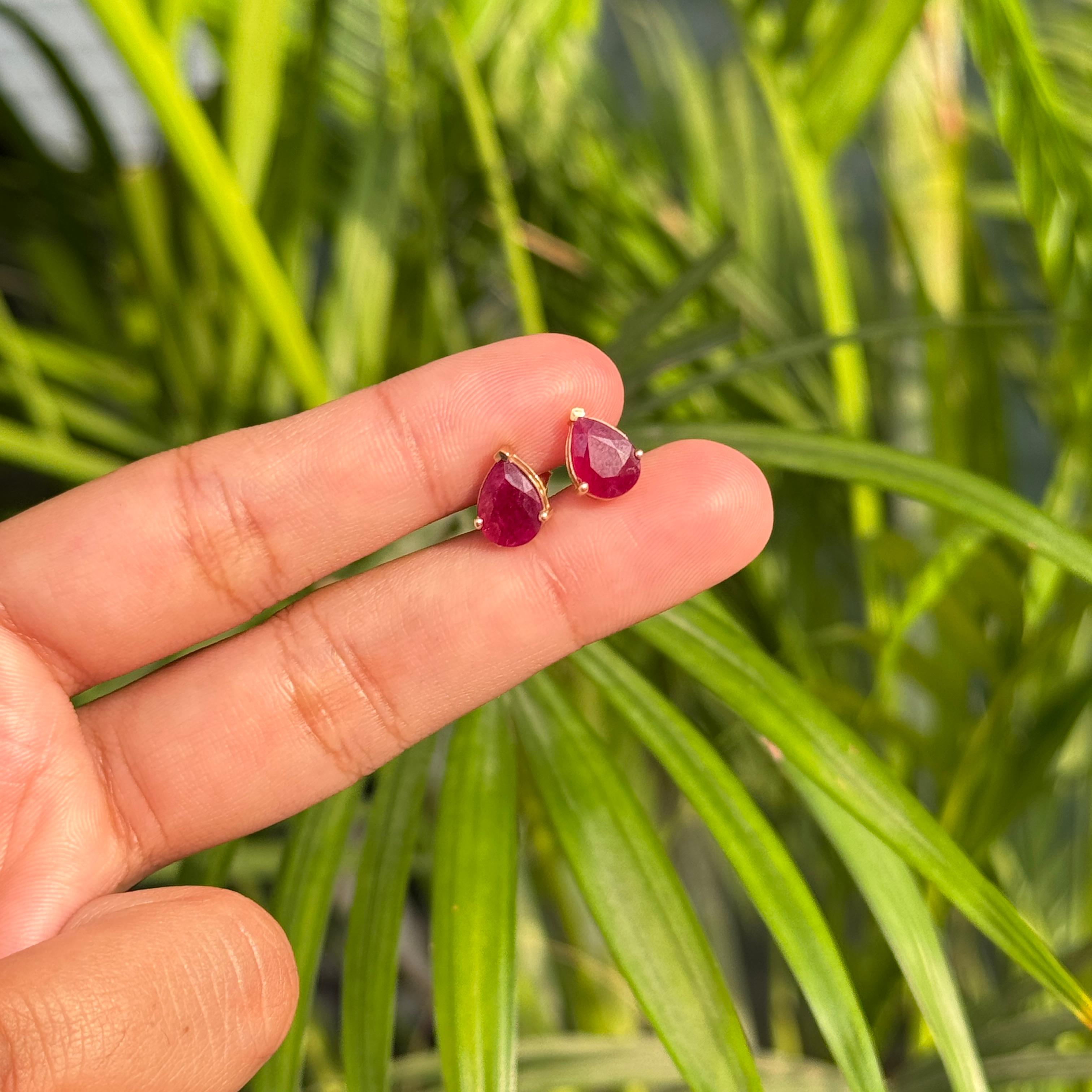 Boucles d'oreilles en or jaune 14K 2.1Ct Pear Shaped Ruby Stud Ears Fine Jewelry Christmas Gift en vente 2