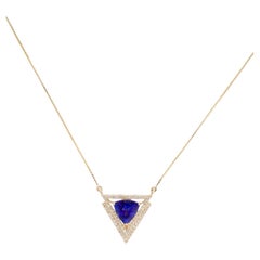 Collana con ciondolo a triangolo in oro giallo 14K con tanzanite e diamanti da 2,32 carati