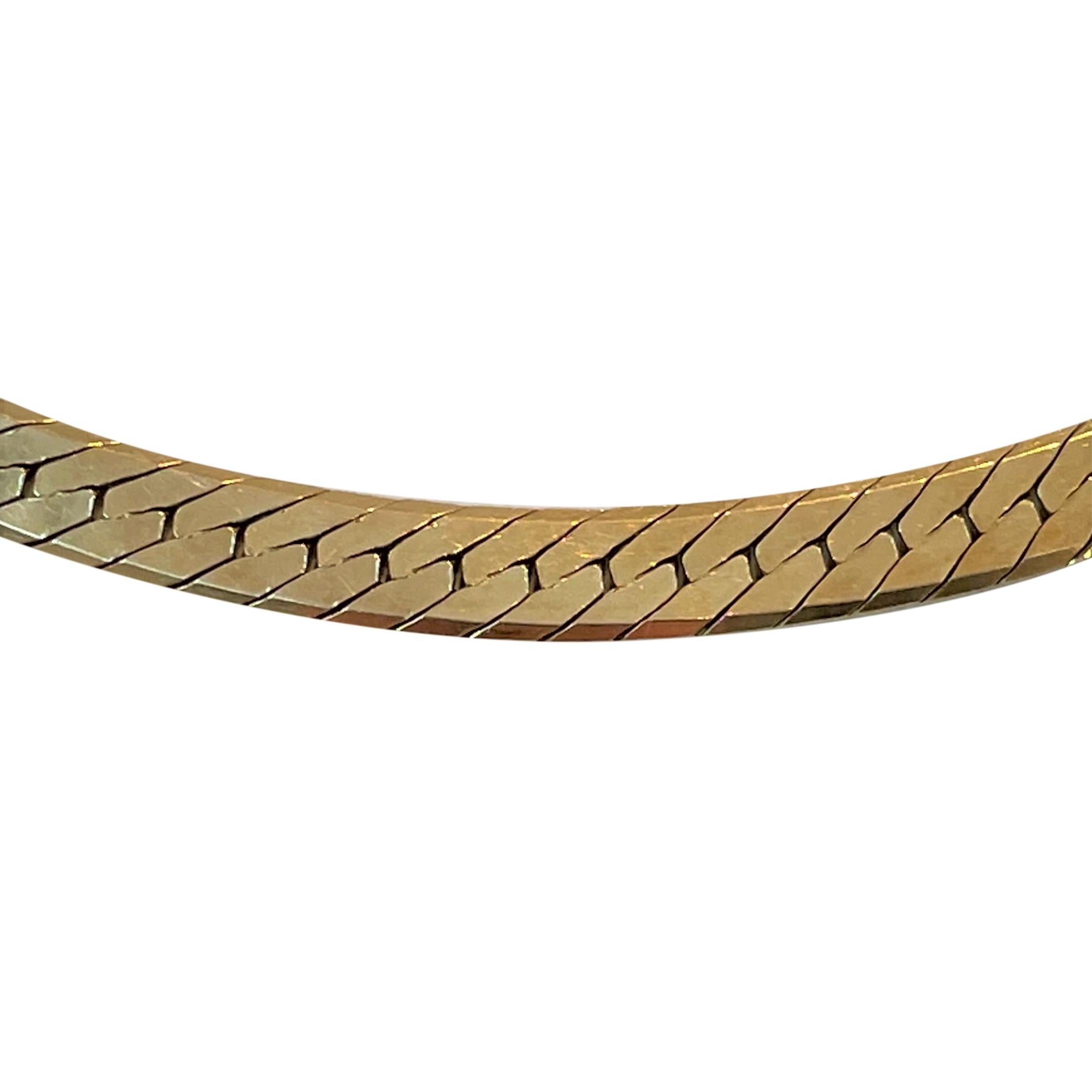 14 Karat Yellow Gold 23.5g Solid Herringbone Link Chain Necklace, Italy In Good Condition In Guilford, CT