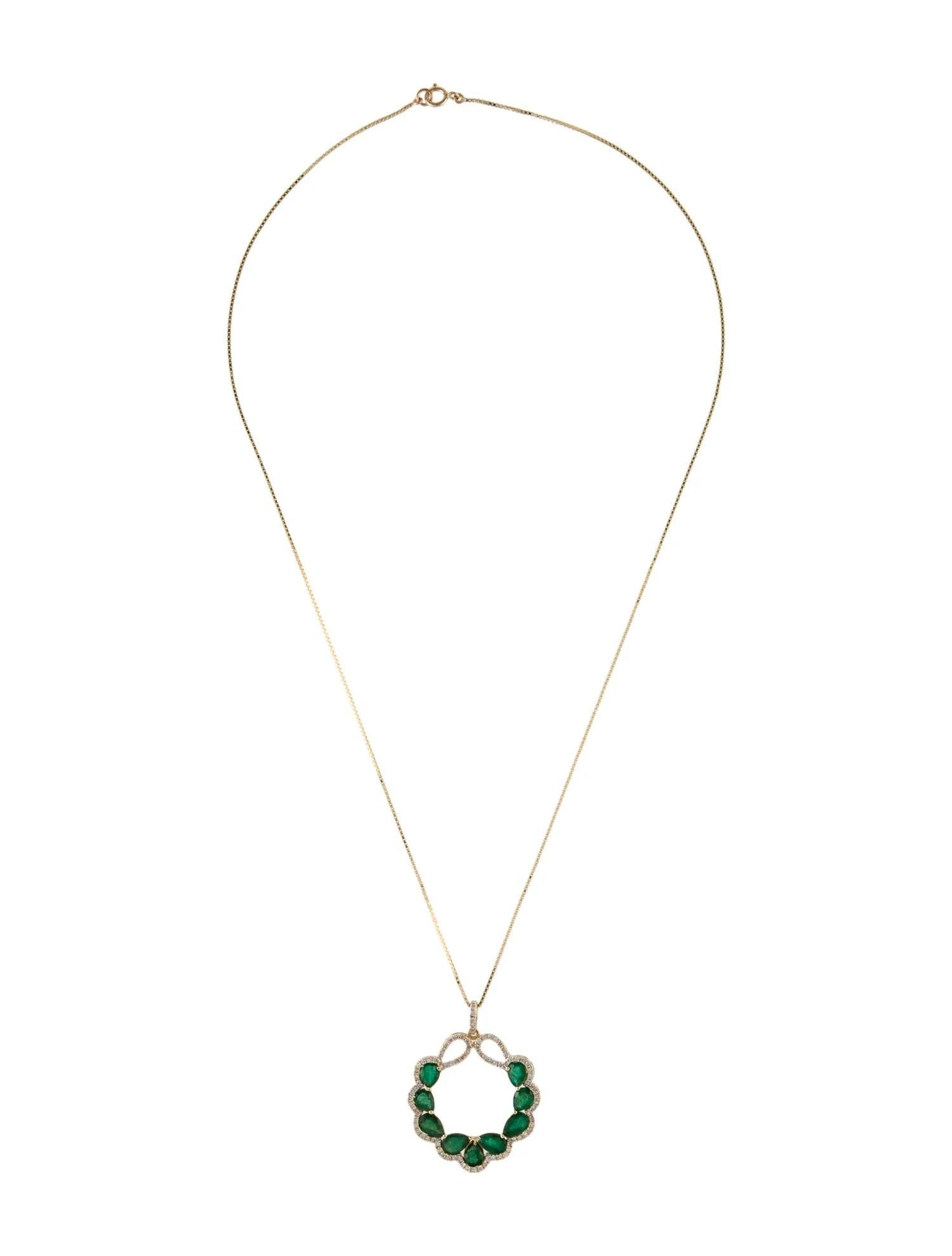 Artiste Collier pendentif de 18 pouces en or jaune 14 carats, émeraude de 2,36 carats et diamants de 0,54 carat en vente