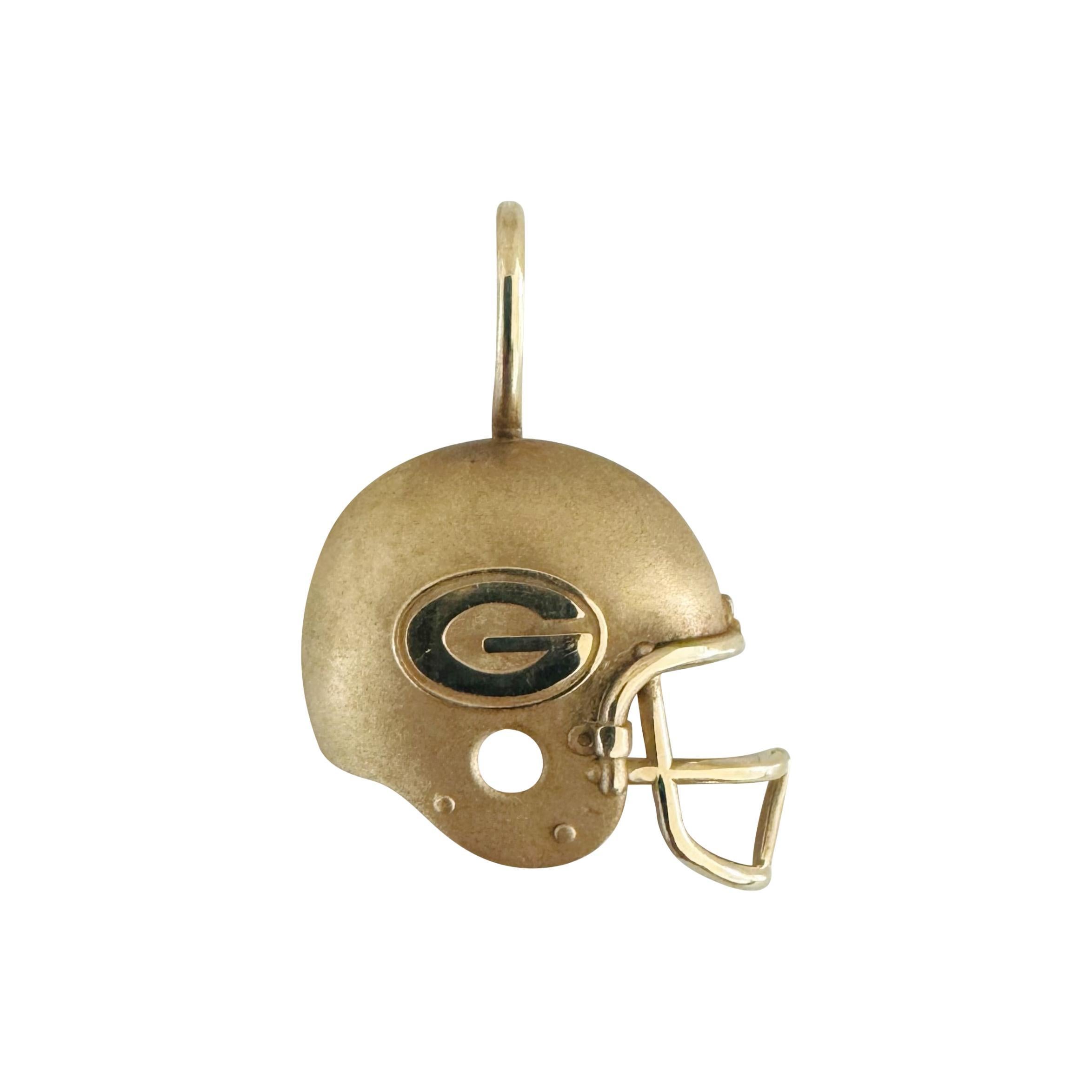 Zustand:  Ausgezeichneter Condit, Professionell gereinigt und poliert
Metall: 14k Gold (markiert und professionell getestet)
Gewicht: 2,3 g
Länge: 1,2 Zoll
Breite: 0,85 Zoll
Bügelöffnung: 6mm
Markierungen: 