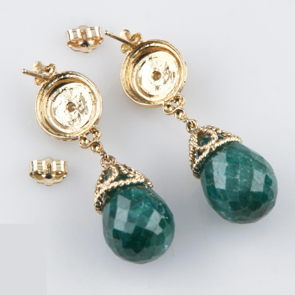 Modern 14k Yellow Gold 25 Carat Briolette Emerald & 0.04 Carat Diamond Dangle Earrings For Sale