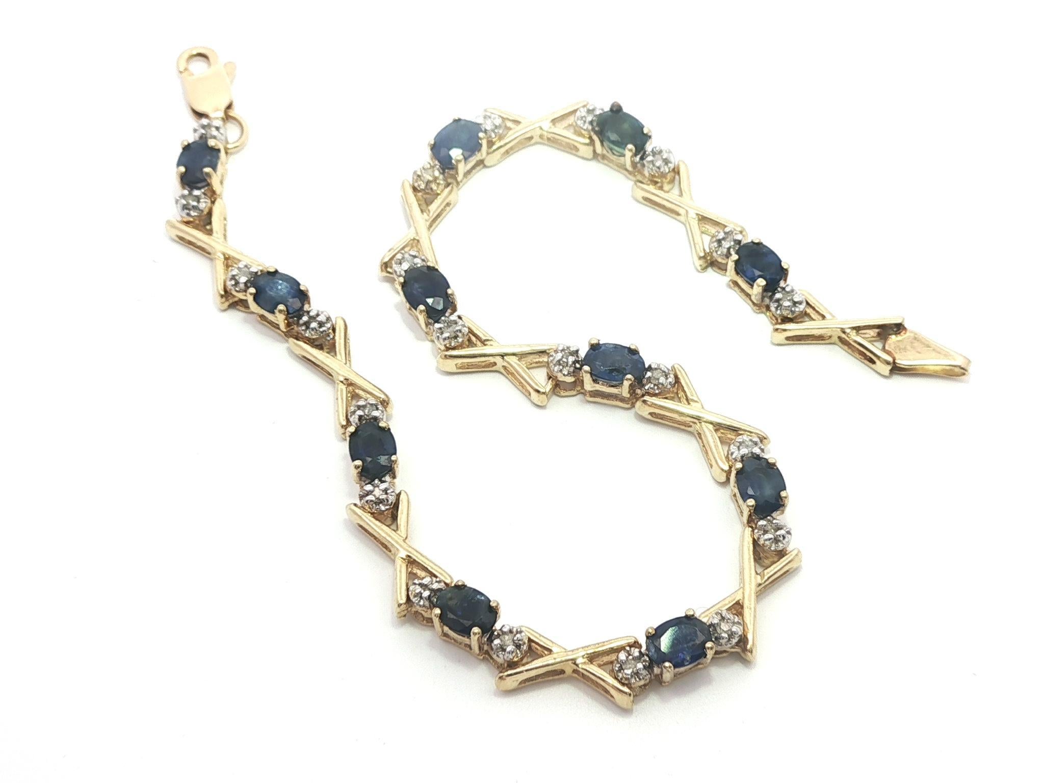 14k Yellow Gold 2.5ctw Oval Sapphire & Round Diamond Figure X Link Bracelet In Good Condition For Sale In Montclair, NJ