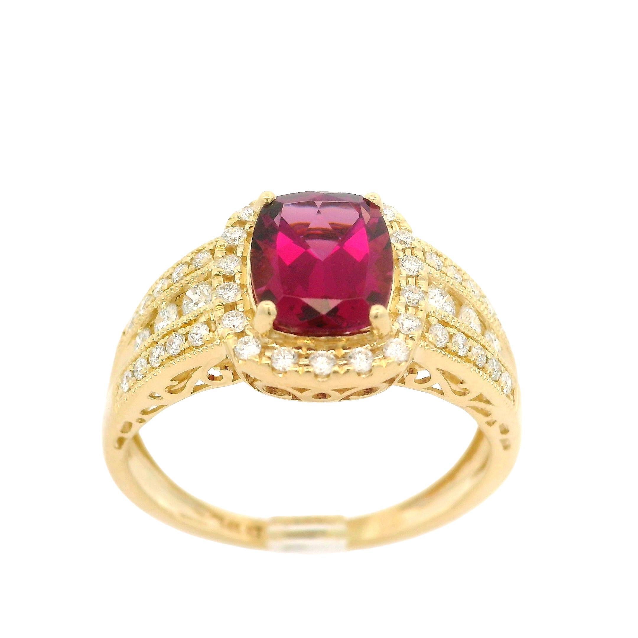 Brilliant Cut 14k Yellow Gold 2.75ctw Tourmaline w/ Diamond Halo Statement Cocktail Ring For Sale
