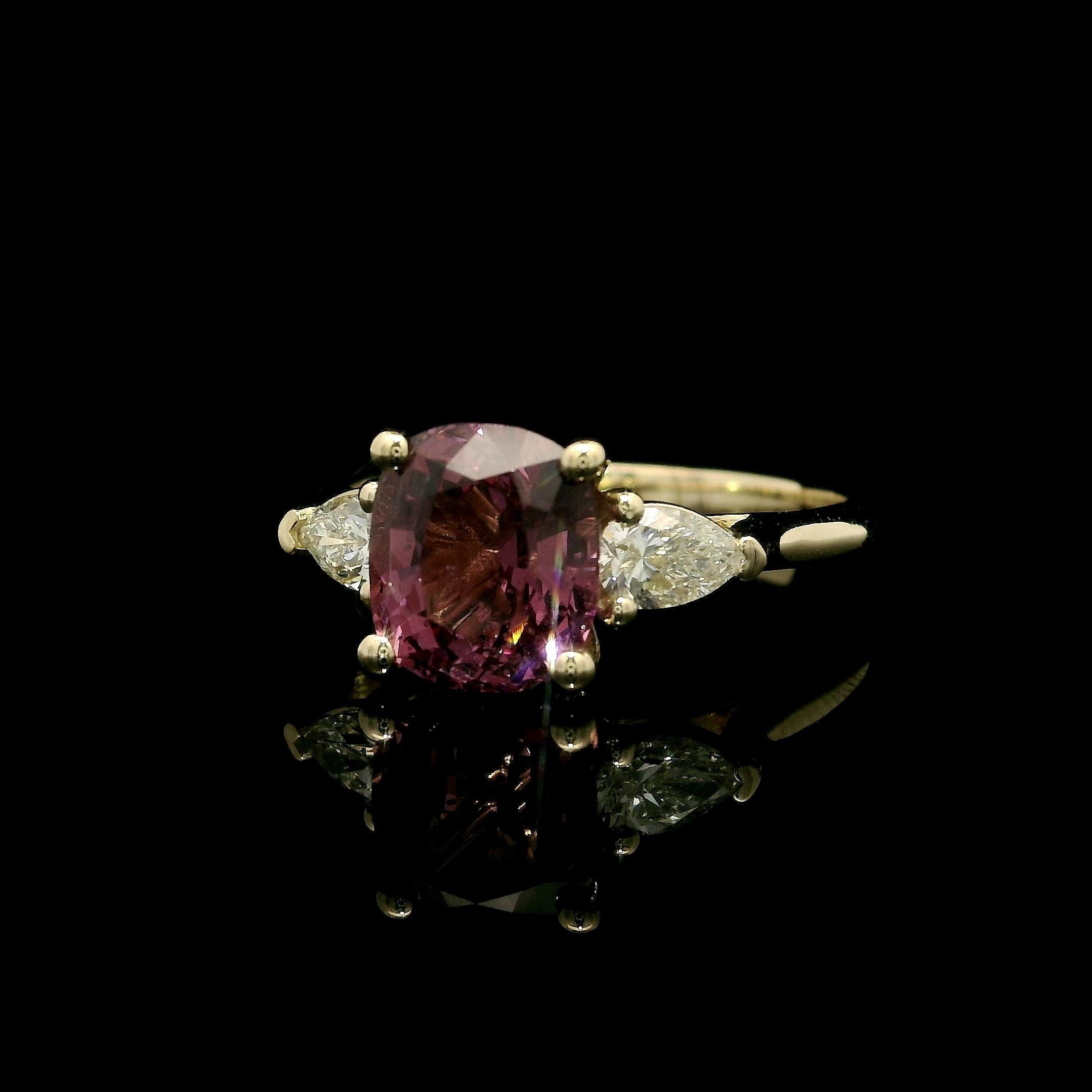 Women's 14k Yellow Gold 2.84ctw GIA Cushion Purplish Pink Spinel Pear Diamond Sides Ring For Sale