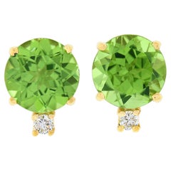14k Gelbgold 2,86ctw Runde grüne Peridot w / Diamant Akzent Ohrstecker