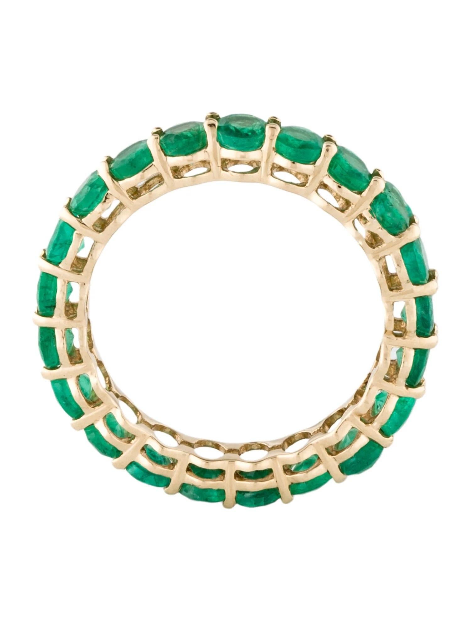 14K Yellow Gold 2.94ctw Emerald Eternity Band Ring, Size 6.75 In New Condition For Sale In Holtsville, NY