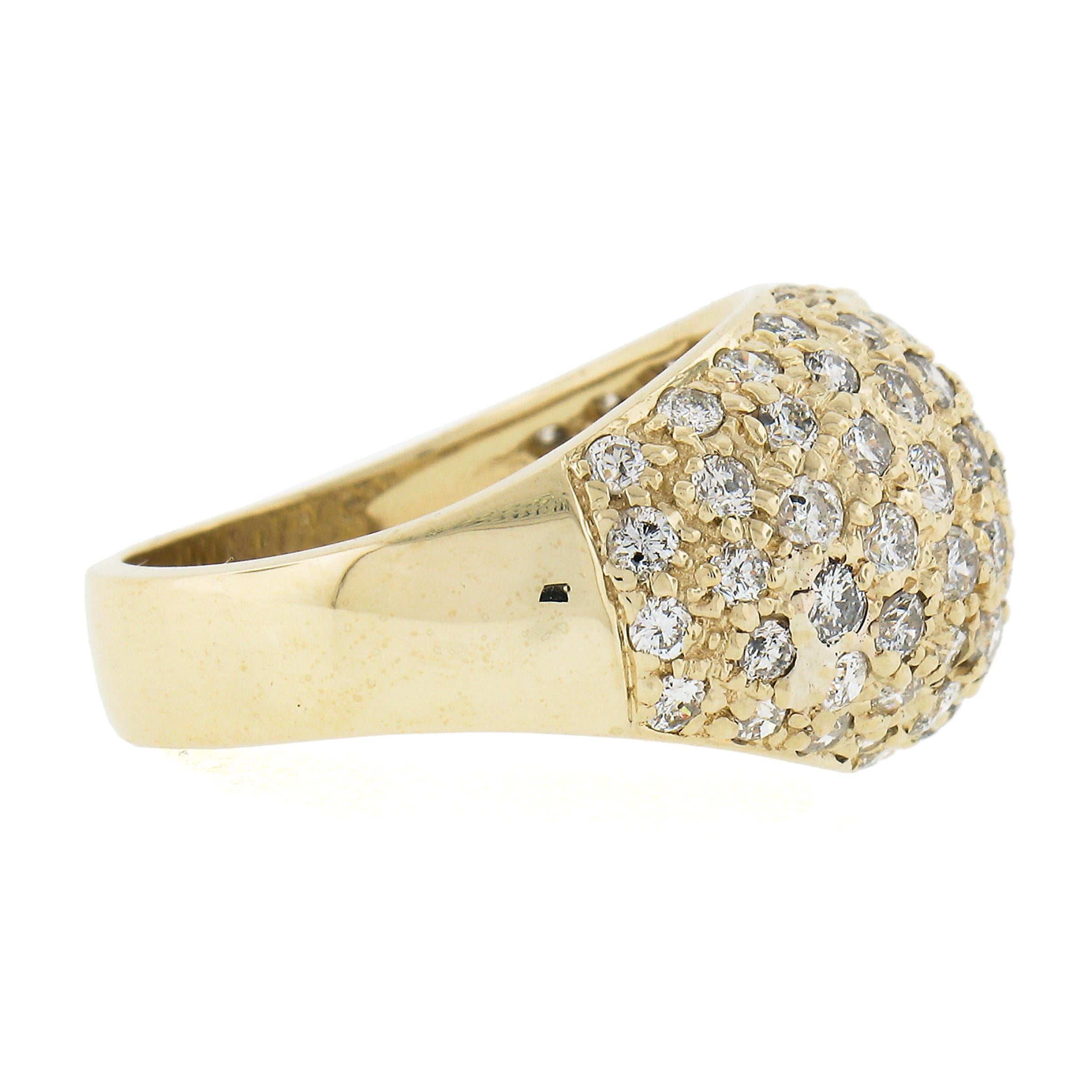 Bague cocktail à large dôme en or jaune 14 carats avec diamants ronds brillants pavés de 2 carats Excellent état - En vente à Montclair, NJ