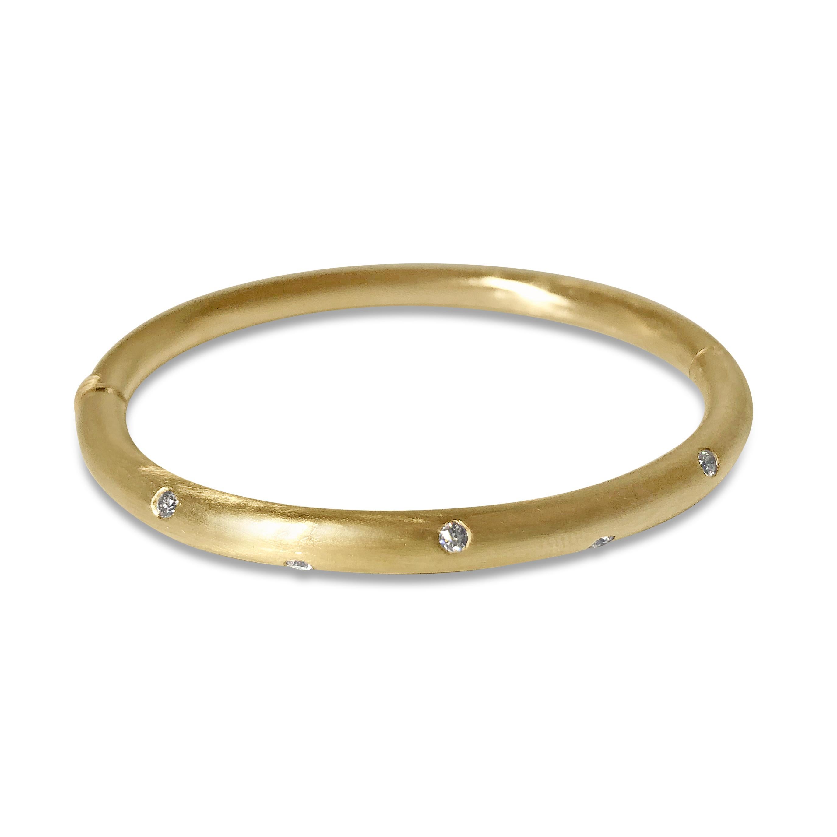 14 Karat Gelbgold T-7 mit 7 runden Diamanten 0,37 Karat Armband von Manart (Rundschliff) im Angebot