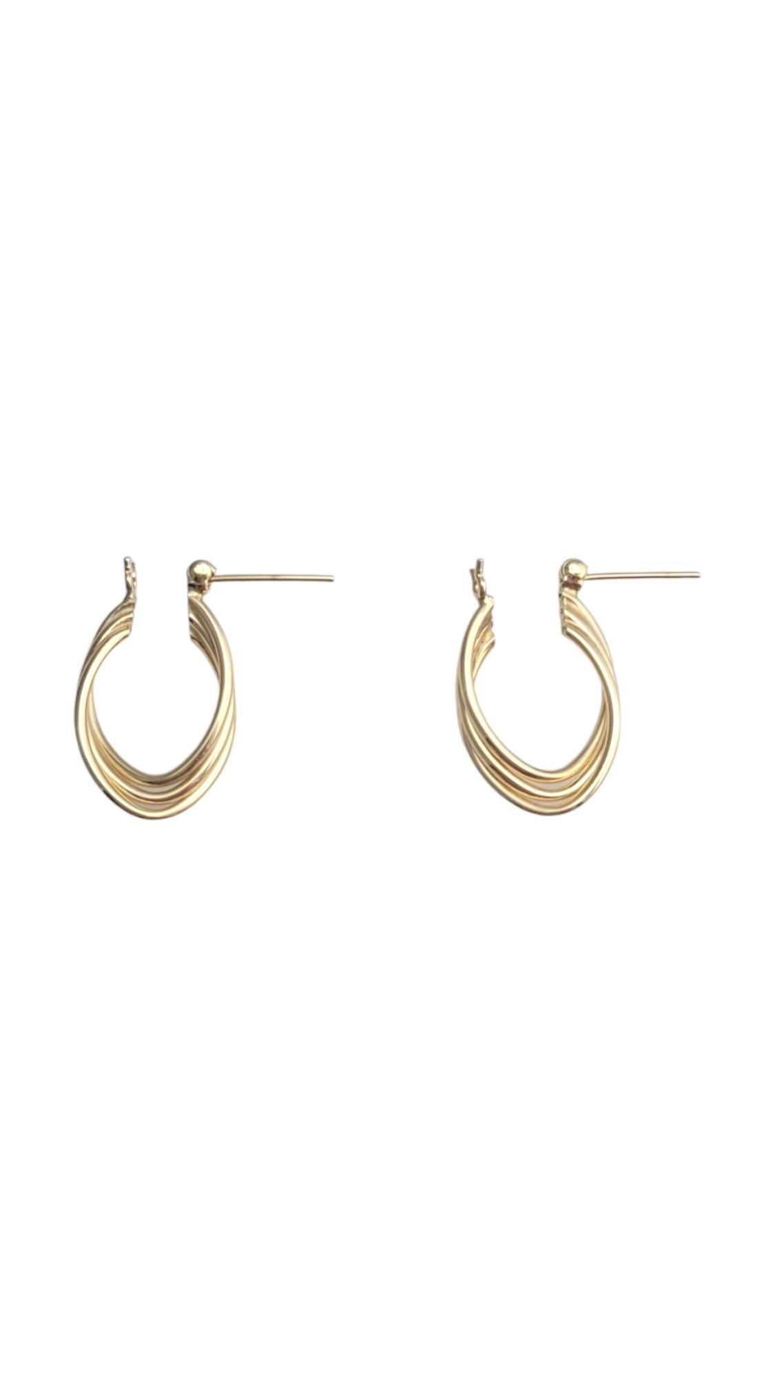 14K Yellow Gold 3 Band Intertwined Hoop Earrings #21083 In Good Condition For Sale In Washington Depot, CT