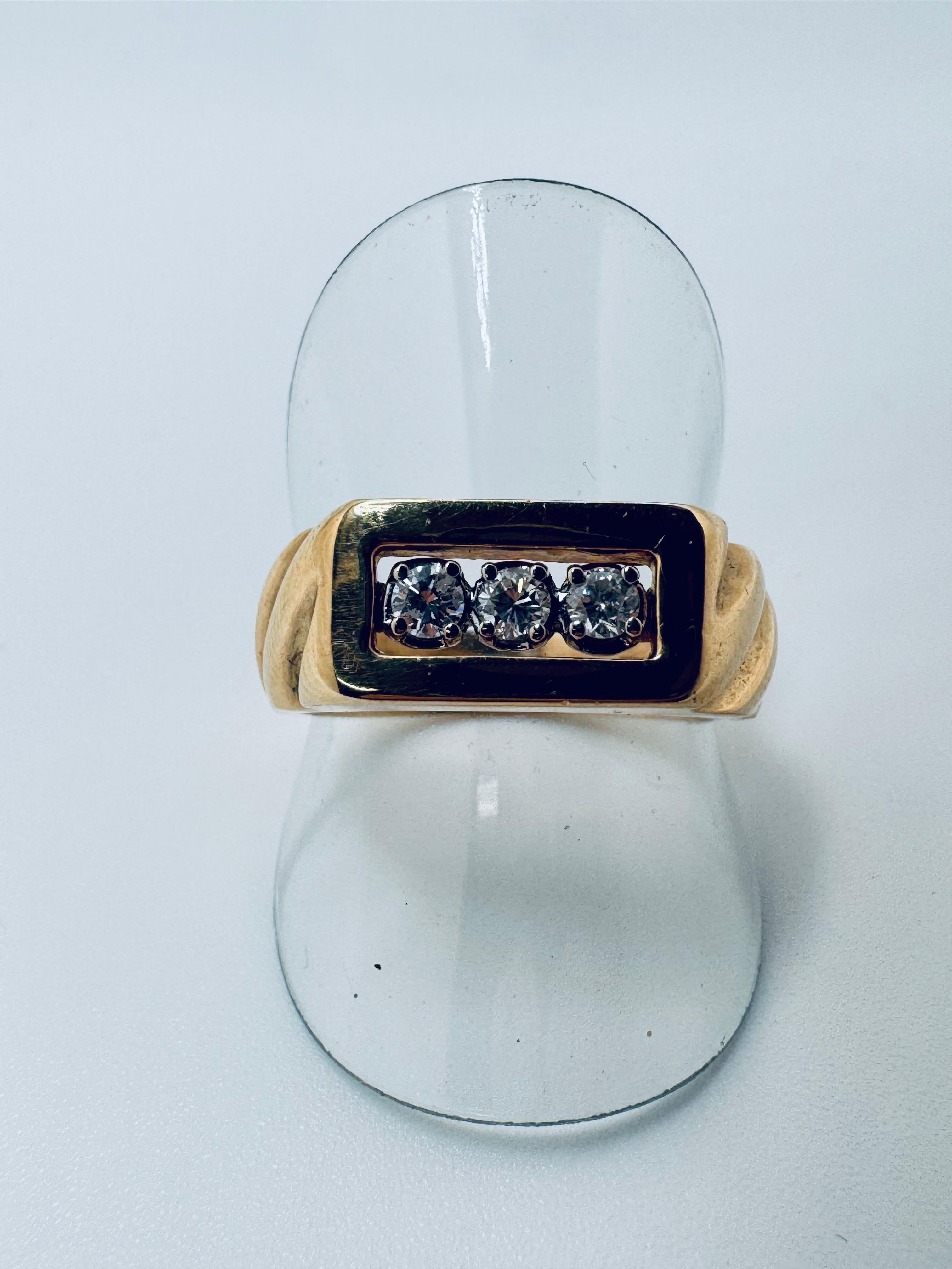 Anillo 3 Diamantes Oro Amarillo 14K en venta 3