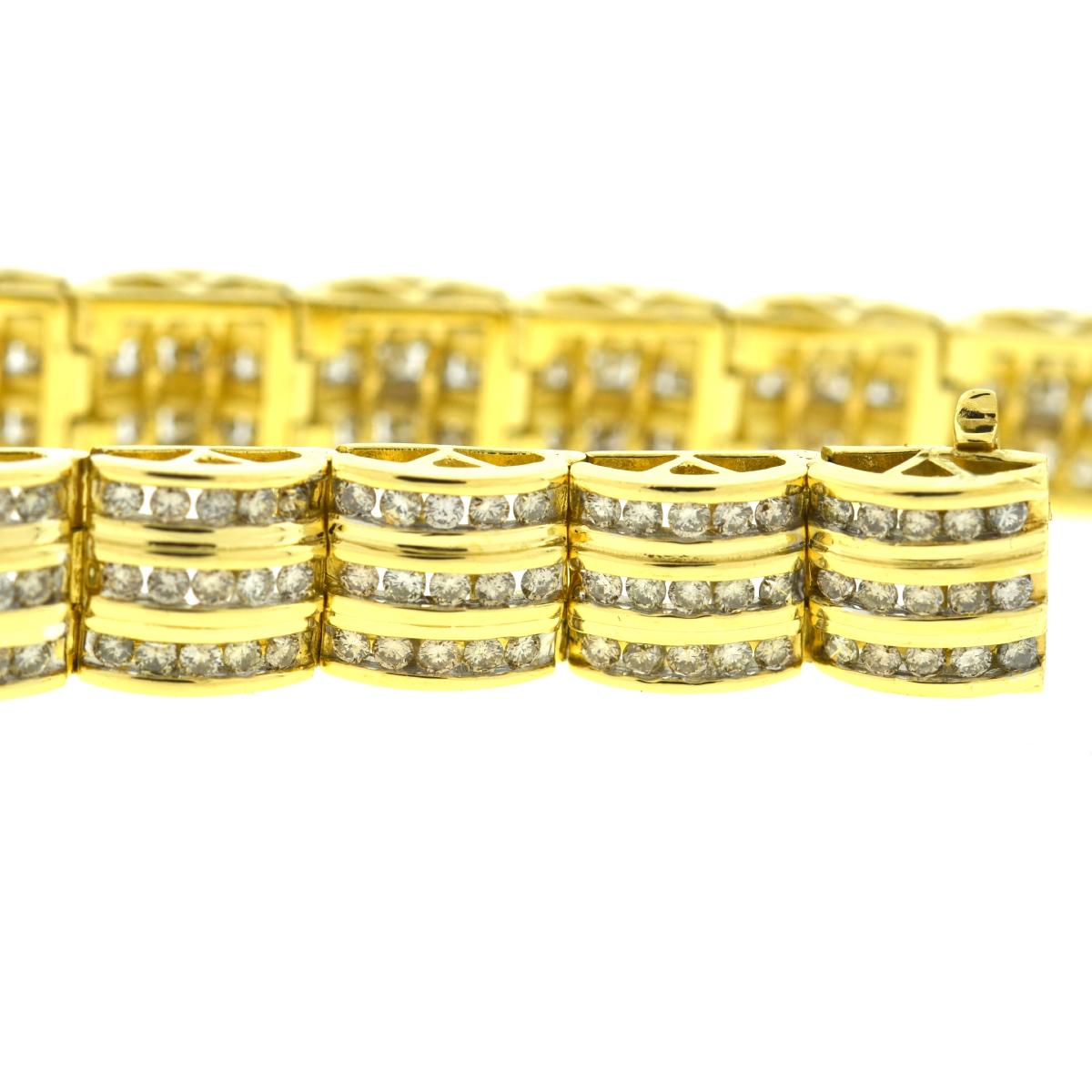 14 Karat Yellow Gold 3-Row Diamond Bracelet Approximate 3.00 Carat 3