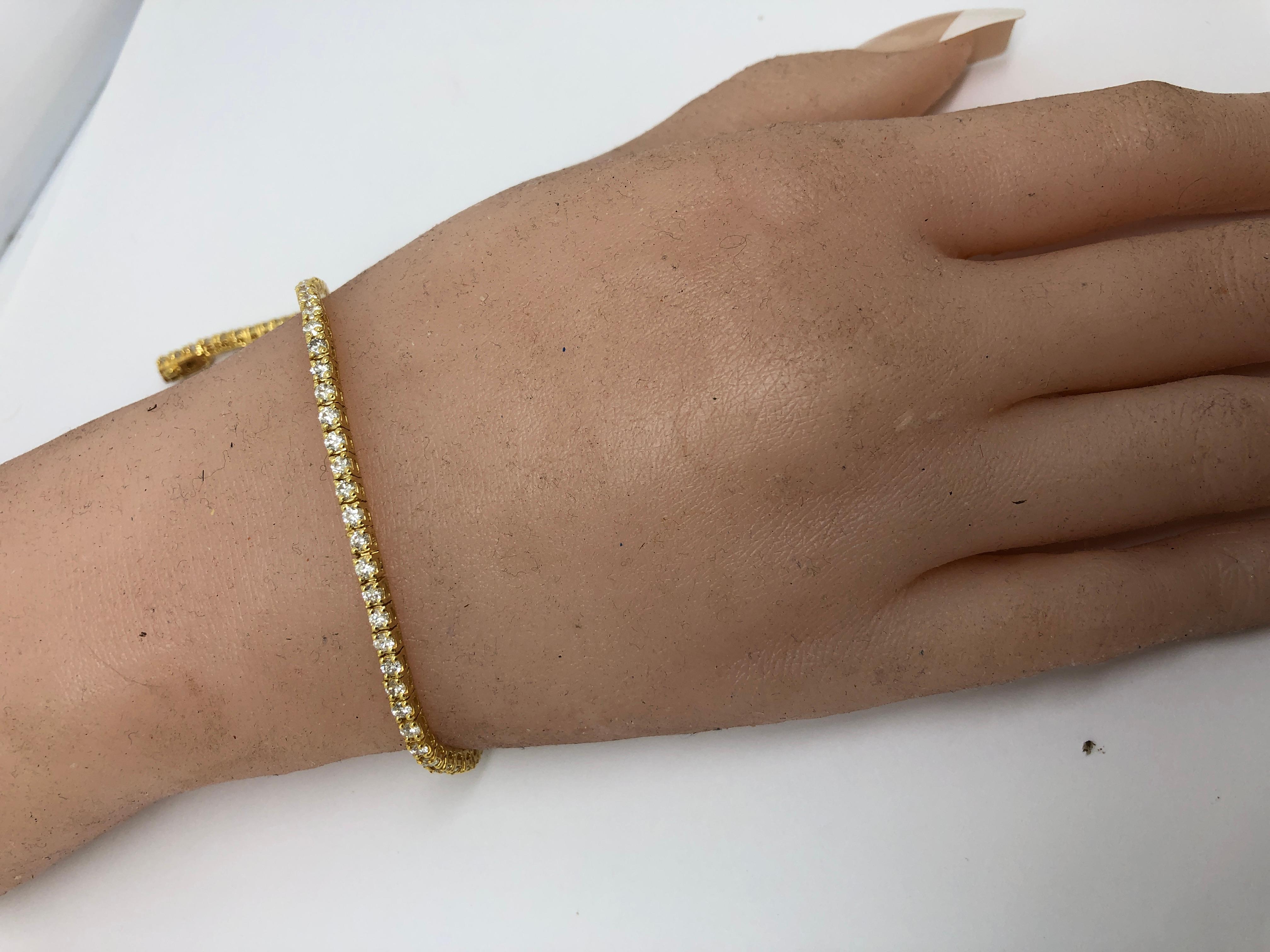 Bracelet tennis en or jaune 14 carats avec diamants naturels taille ronde de 3,00 carats en vente 1