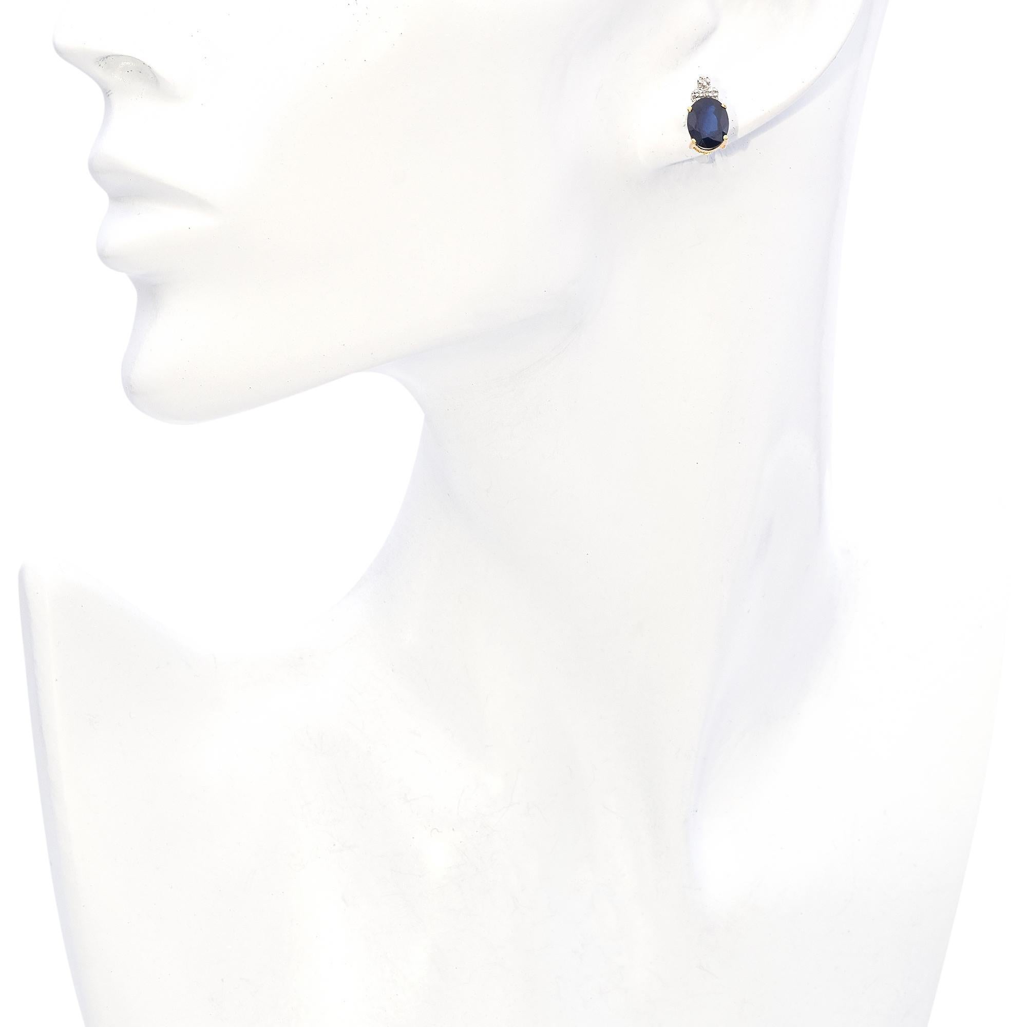 Peso: 2.1 grammi
Pietra: Zaffiro da 3,07 TCW (8,15 - 8,4 mm, 1,53 - 1,54 ct.), Diamanti Accentuati
Misure: 12.5 x 6.1 x 4 mm
Punzone: 14K, PDN

CODICE ARTICOLO: BR-1486-010925-14