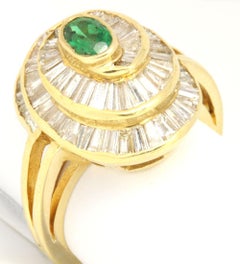 14 Karat Yellow Gold 3.2 Carat Emerald and Diamonds Spiral Halo Ring