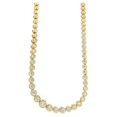 Collana Tennis in oro giallo 14k con diamanti rotondi da 3,40 carati incastonati a metà strada.