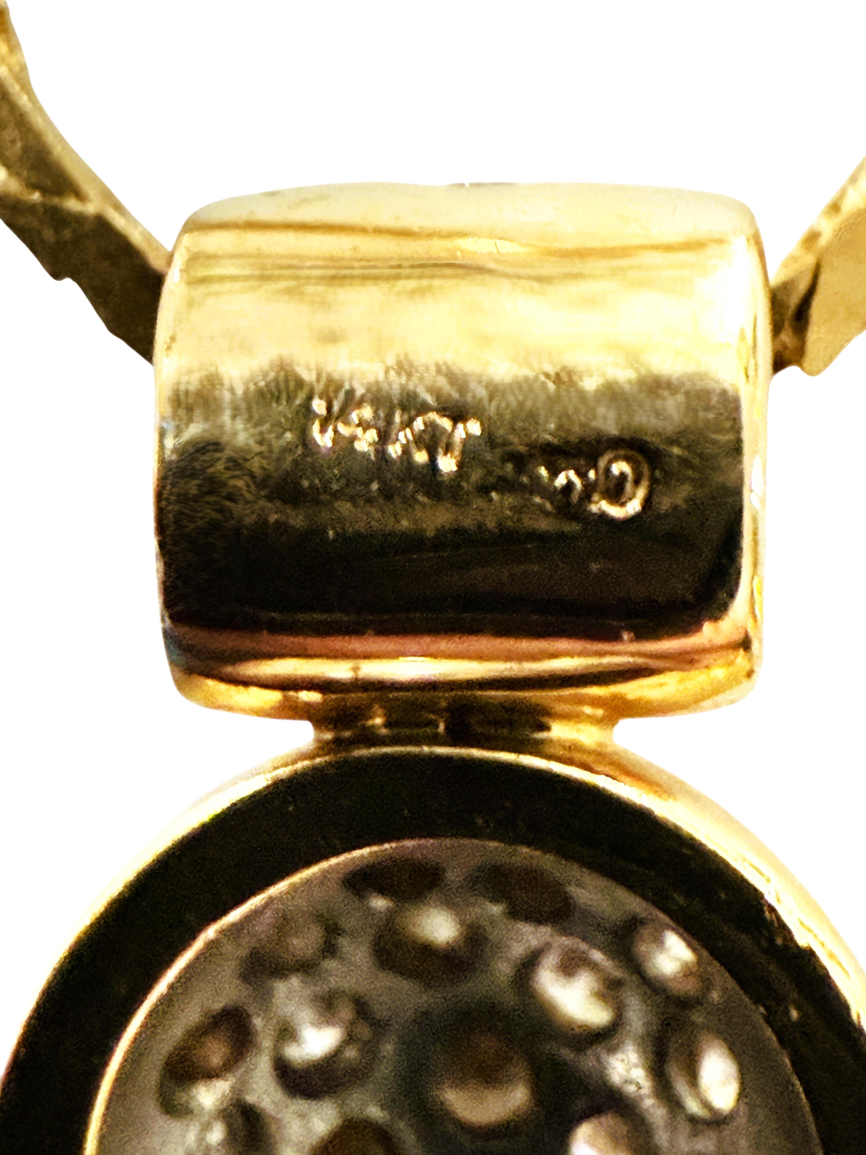 Collana con ciondolo a forma di disco incrostato di diamanti in oro giallo 14K da 0,35 carati in vendita 2