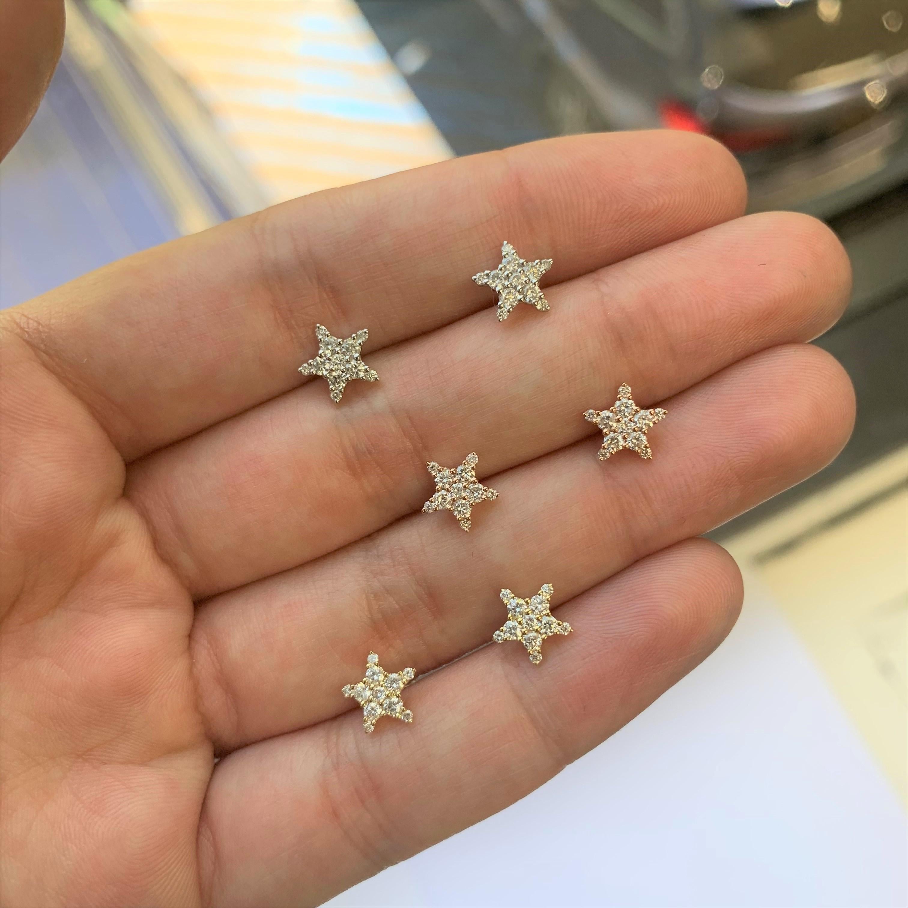 14K Yellow Gold .35ct Diamond Star Stud Earrings for Her In New Condition For Sale In Great neck, NY