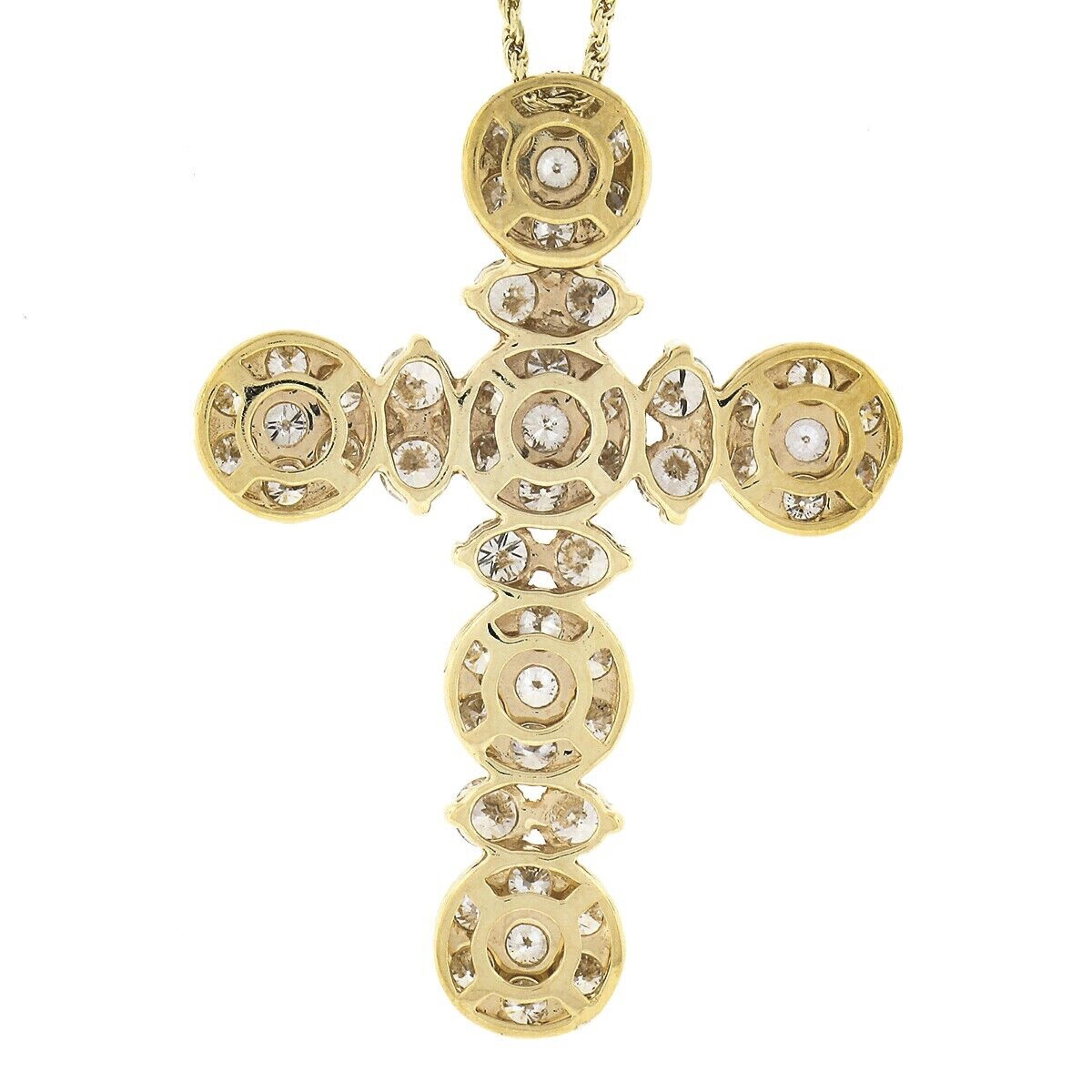 14 Karat Gelbgold 3,75 Karat runder Brillant Diamant Cluster Kreuz Anhänger & Kette 1
