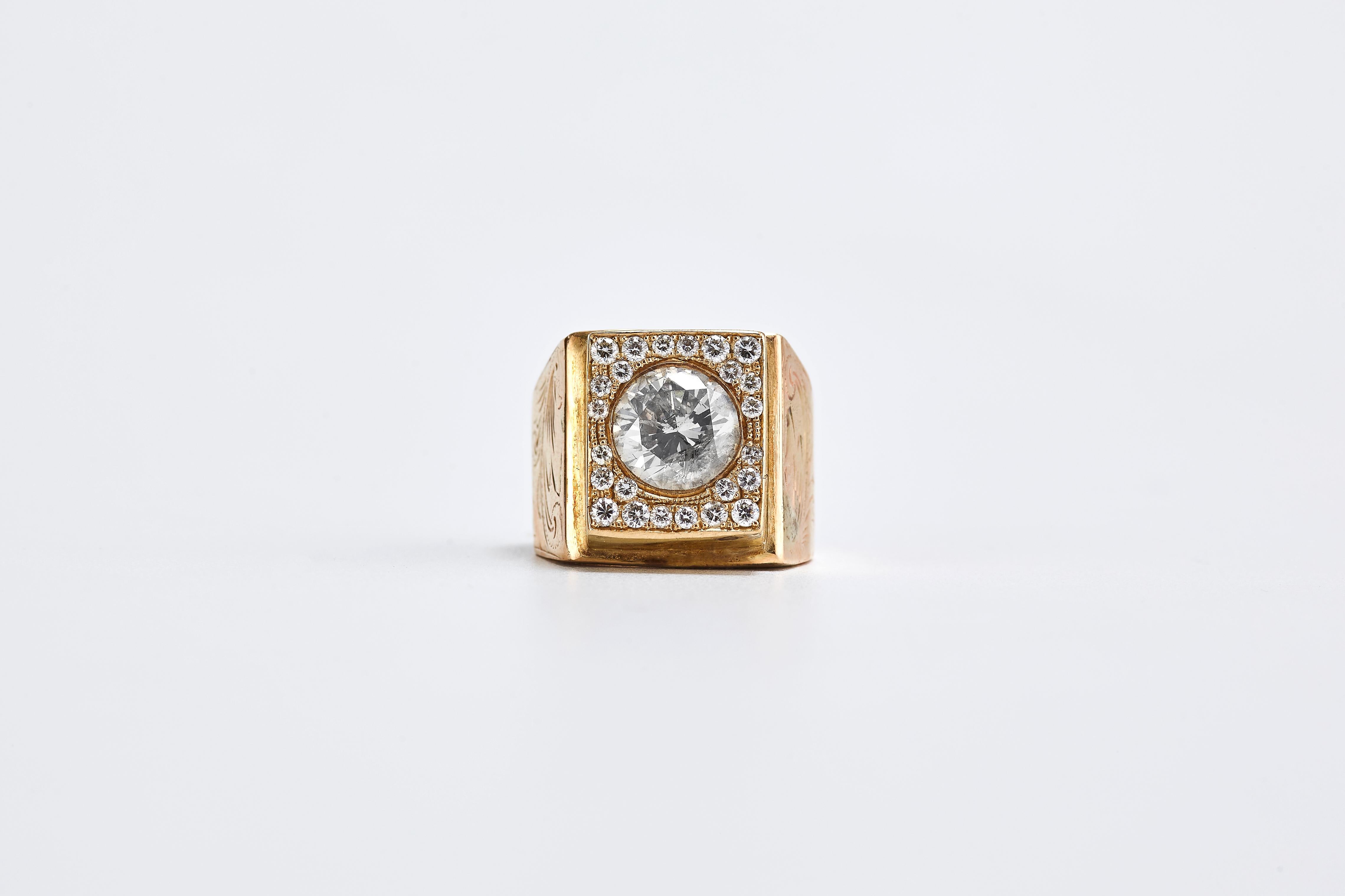 Women's or Men's 14k Yellow Gold 3.80 Carat Diamond Ring