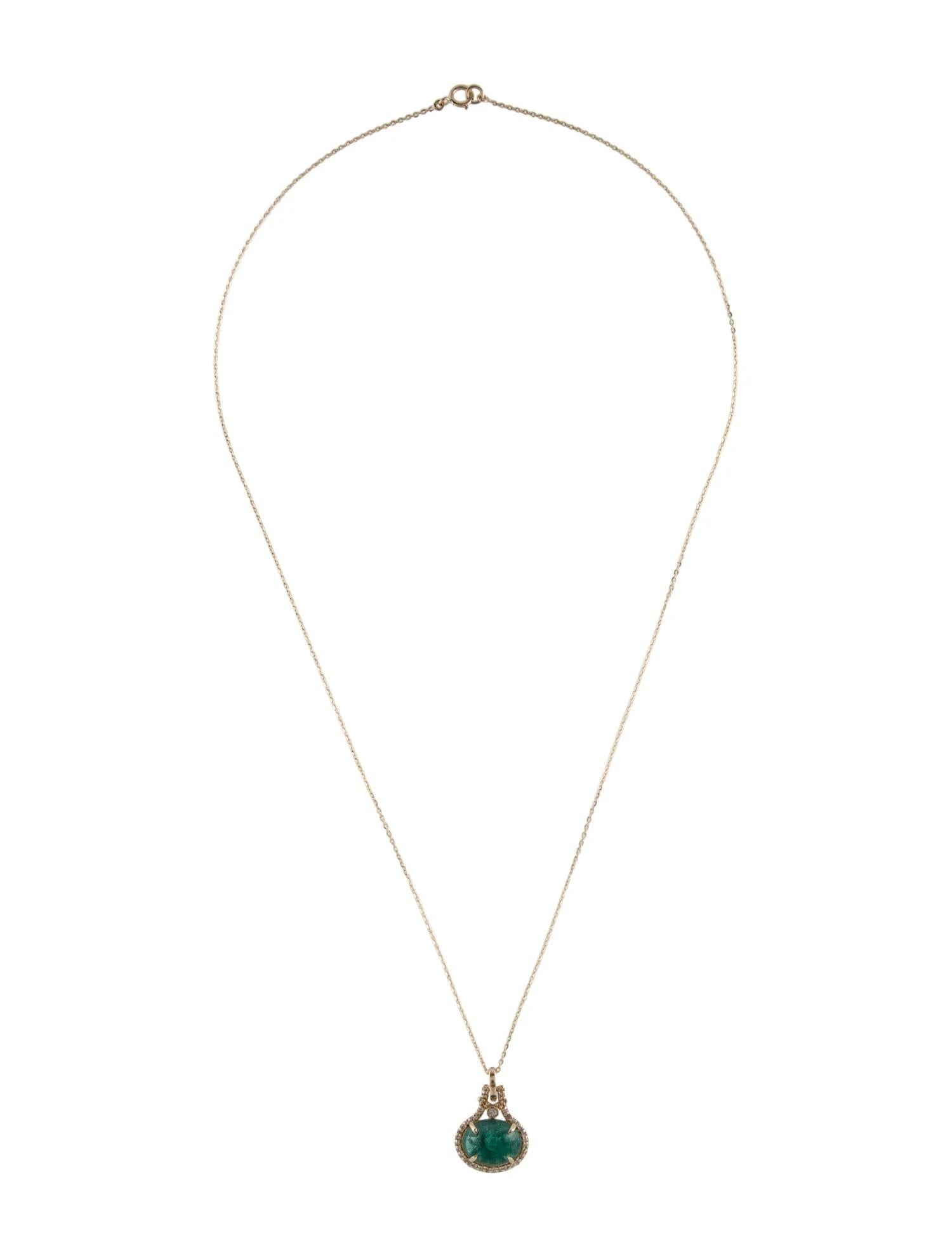 Artiste Collier pendentif en or jaune 14 carats avec émeraudes et diamants de 3,86 carats en vente