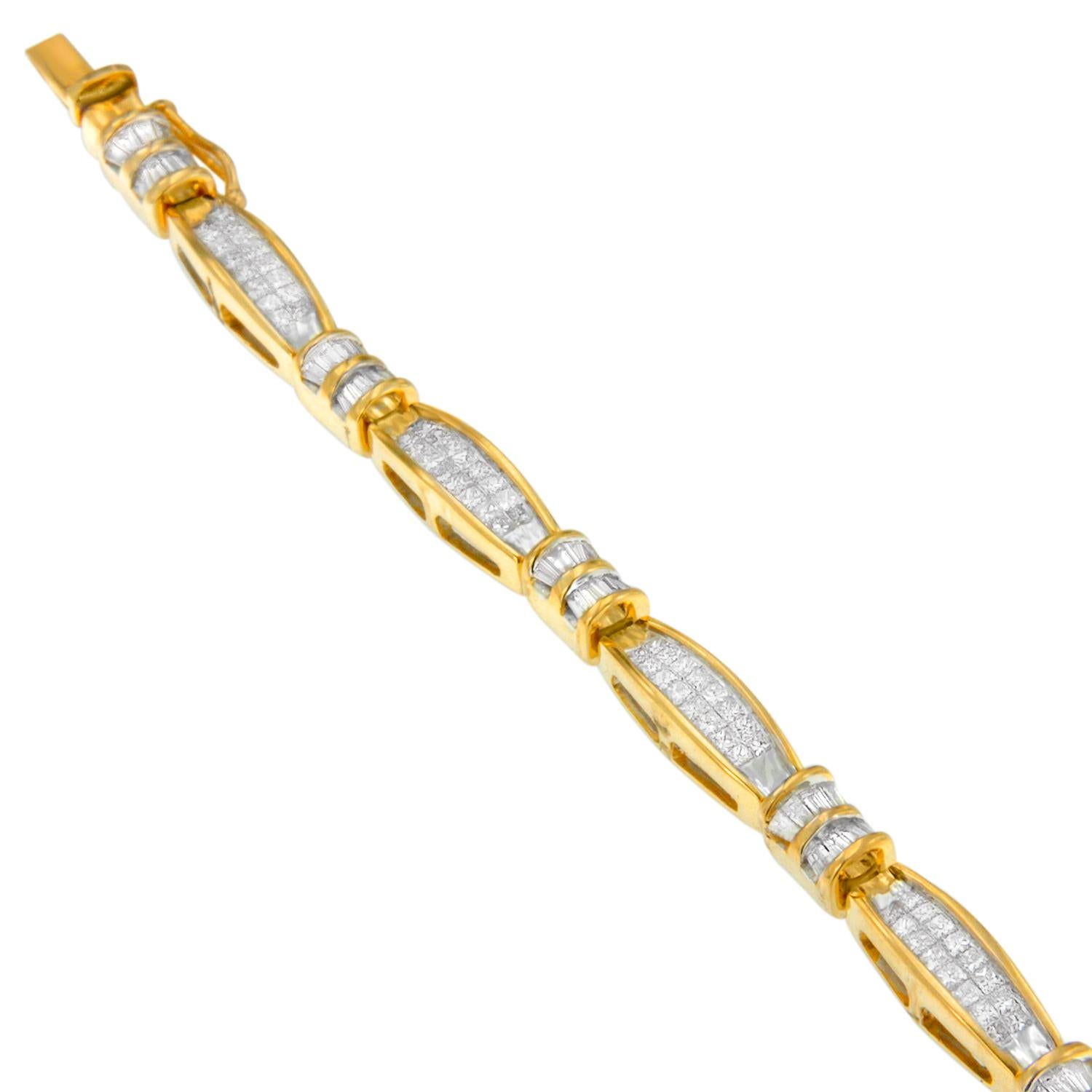 Taille baguette Bracelet de tennis en or jaune 14k avec diamants baguette et princesse de 3ct TDW en vente
