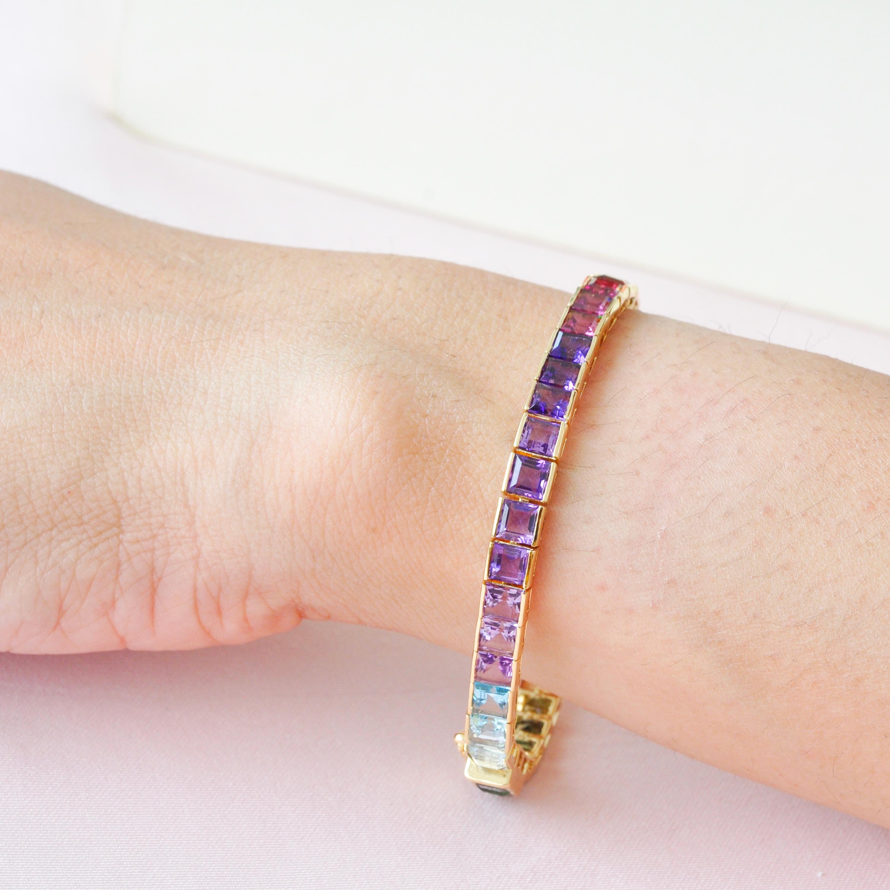 Oro giallo 14K 4 MM Gemme Arcobaleno Taglio Quadrato Bracciale Tennis Line Pride In condizioni Nuovo in vendita a Jaipur, Rajasthan