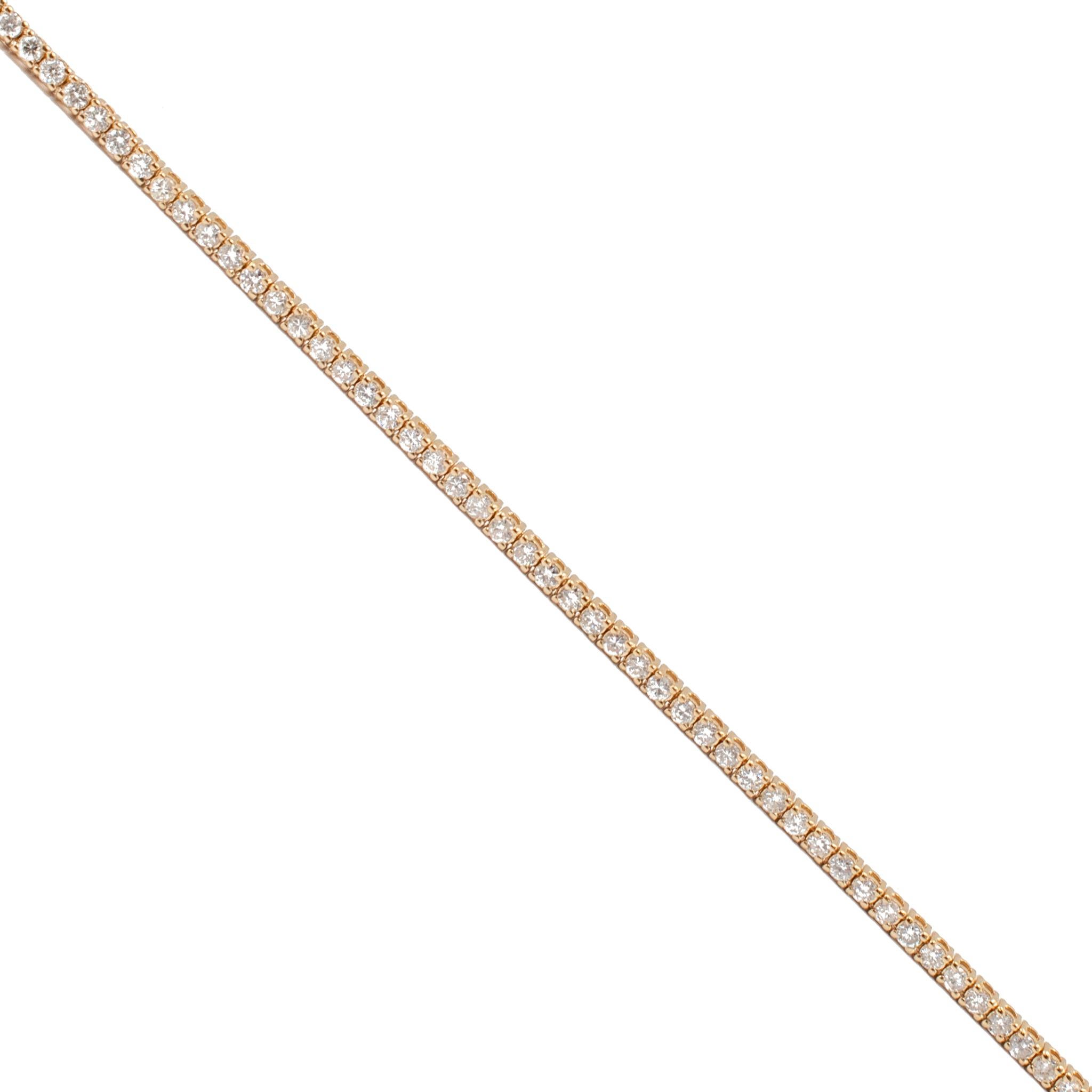 Geschlecht: Unisex

Metall Typ: 14K Gelbgold

Länge: 6,50 Zoll

Breite: 2.00 mm

Gewicht: 5.32 Gramm

Diamant-Tennisarmband aus 14K Gelbgold. Das Metall wurde getestet und es wurde festgestellt, dass es sich um 14 Karat Gelbgold handelt. Graviert