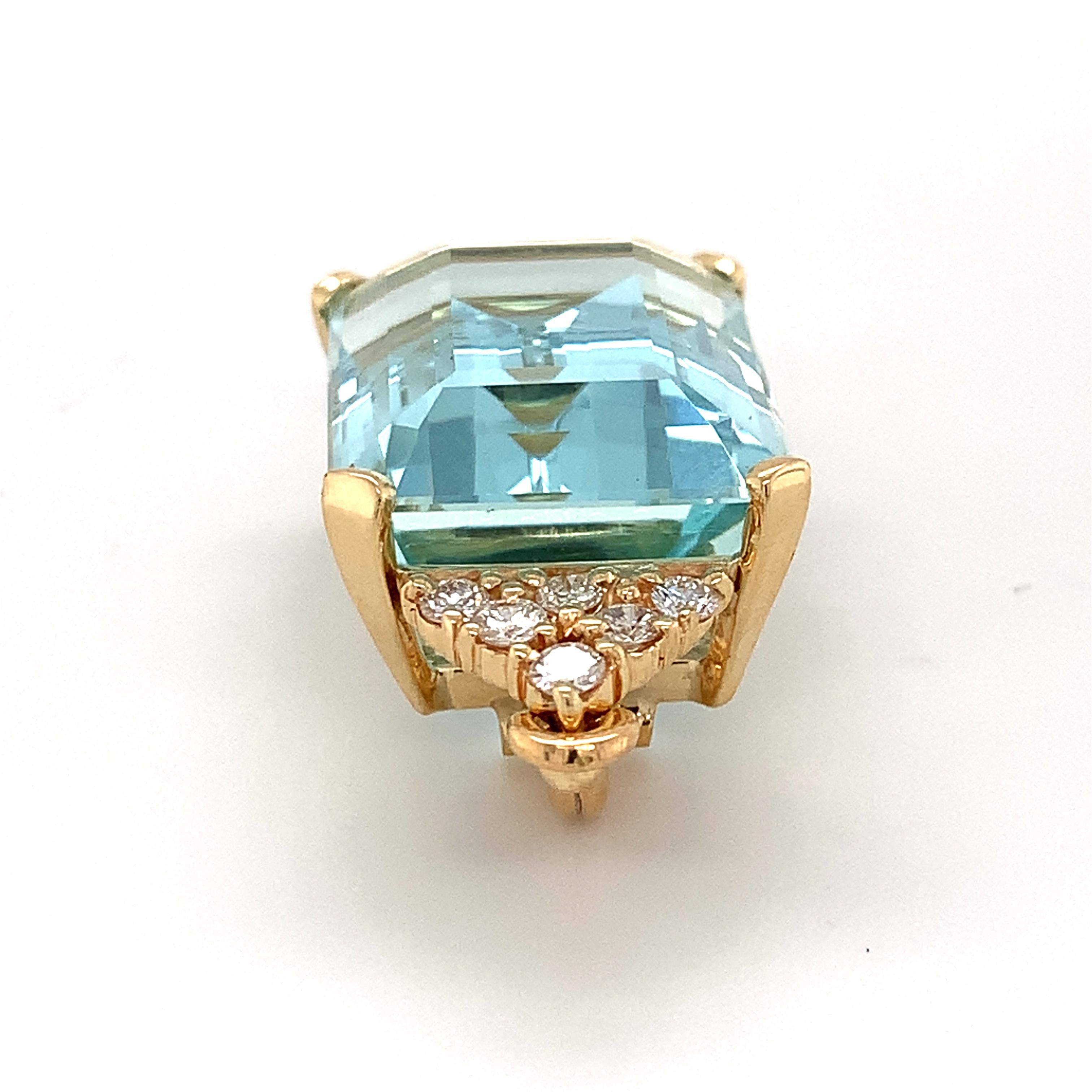 14k Yellow Gold 40 Carat Emerald Cut Aquamarine & Round White Diamond Pendant 2