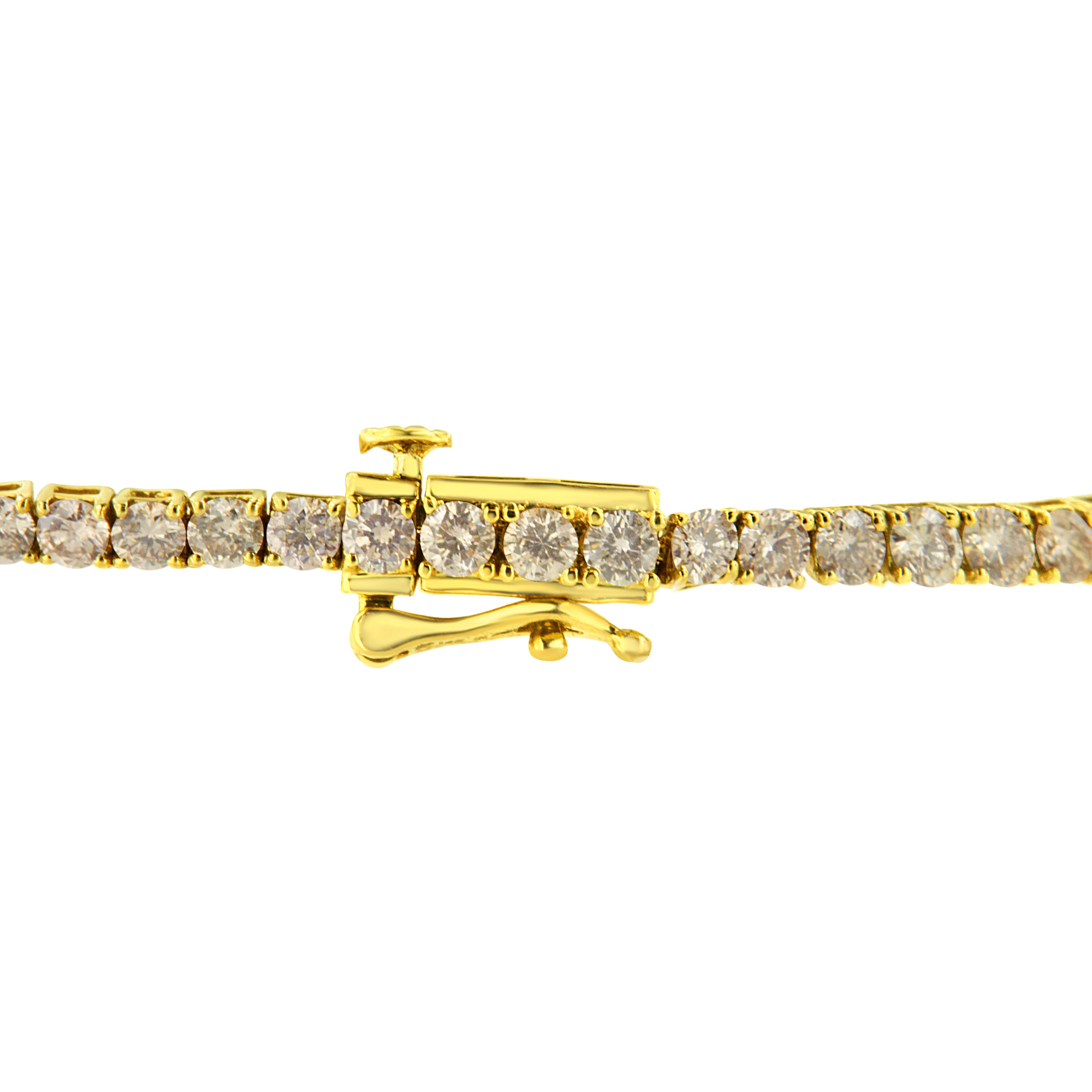 Pulsera de tenis clásica de oro amarillo de 14 quilates con diamantes engastados en punta de corte redondo de 4,00 quilates Contemporáneo en venta