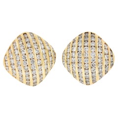 Boucles d'oreilles bouton en or jaune 14k, 4.14ct Channel set Diamond Covered Cushion Shape Button Earrings