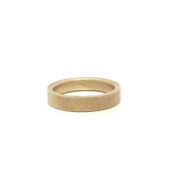 14k Yellow Gold 4.2mm Squared Matte Hammered Finish Band Ring