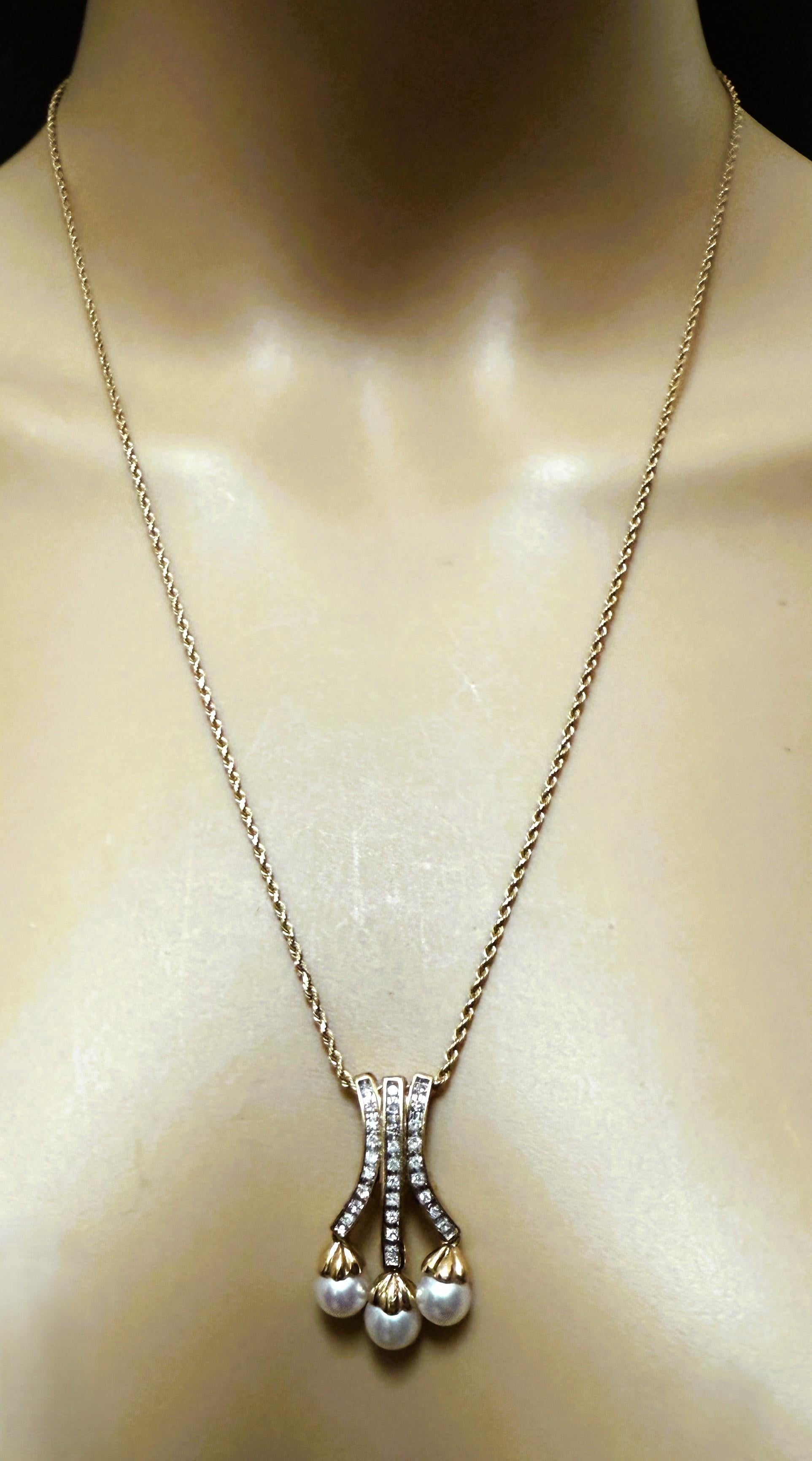 Collier en or jaune 14k avec pendentif en diamant et perle d'eau douce de 0,44 carat, 21 pouces en vente 2