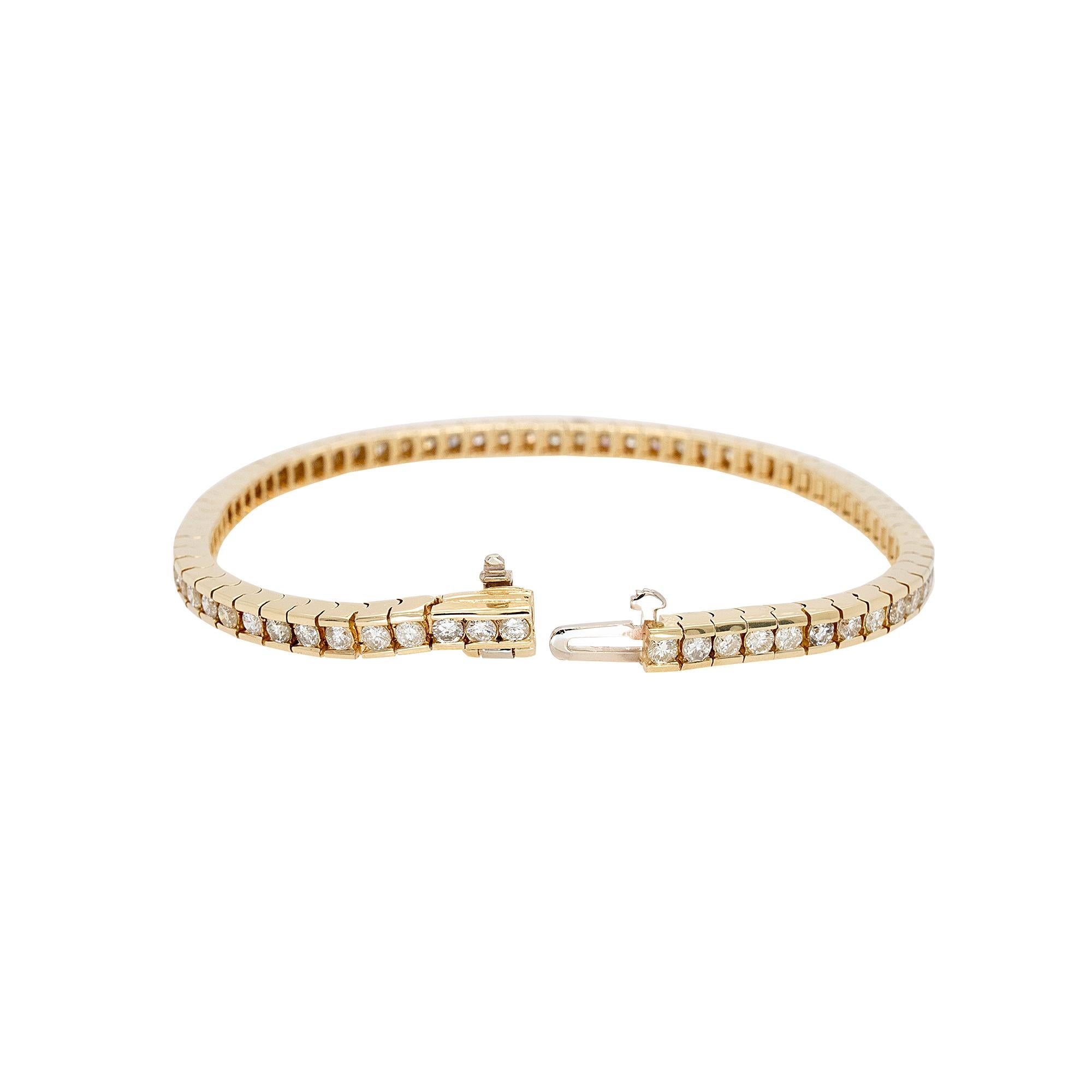 Taille ronde Bracelet tennis en or jaune 14 carats avec diamants naturels de 4,5 carats en vente