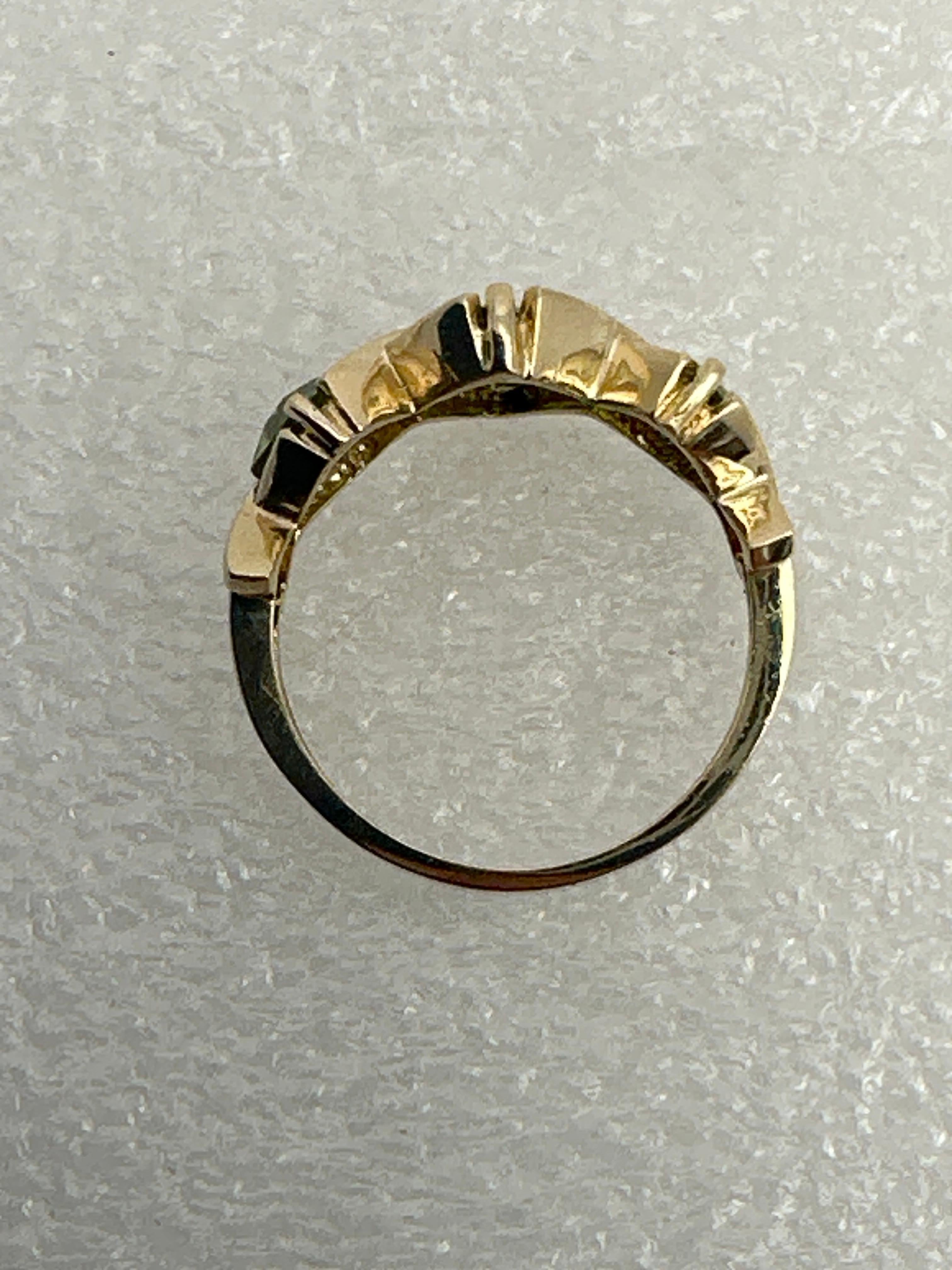 Women's 14k Yellow Gold ~ 4.5mm & 5.5mm Square Peridot Ring ~ Size 7