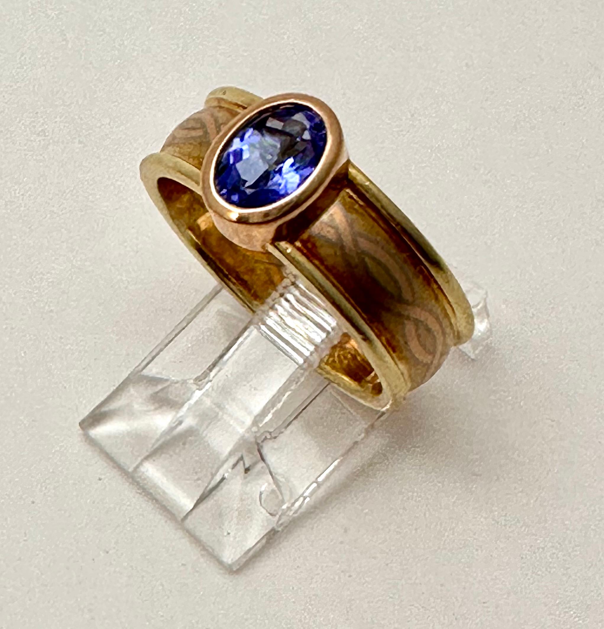 14k Yellow Gold 4.5mm x 6.5 Oval Cut Tanzanite Ring Size 7 In New Condition For Sale In Las Vegas, NV