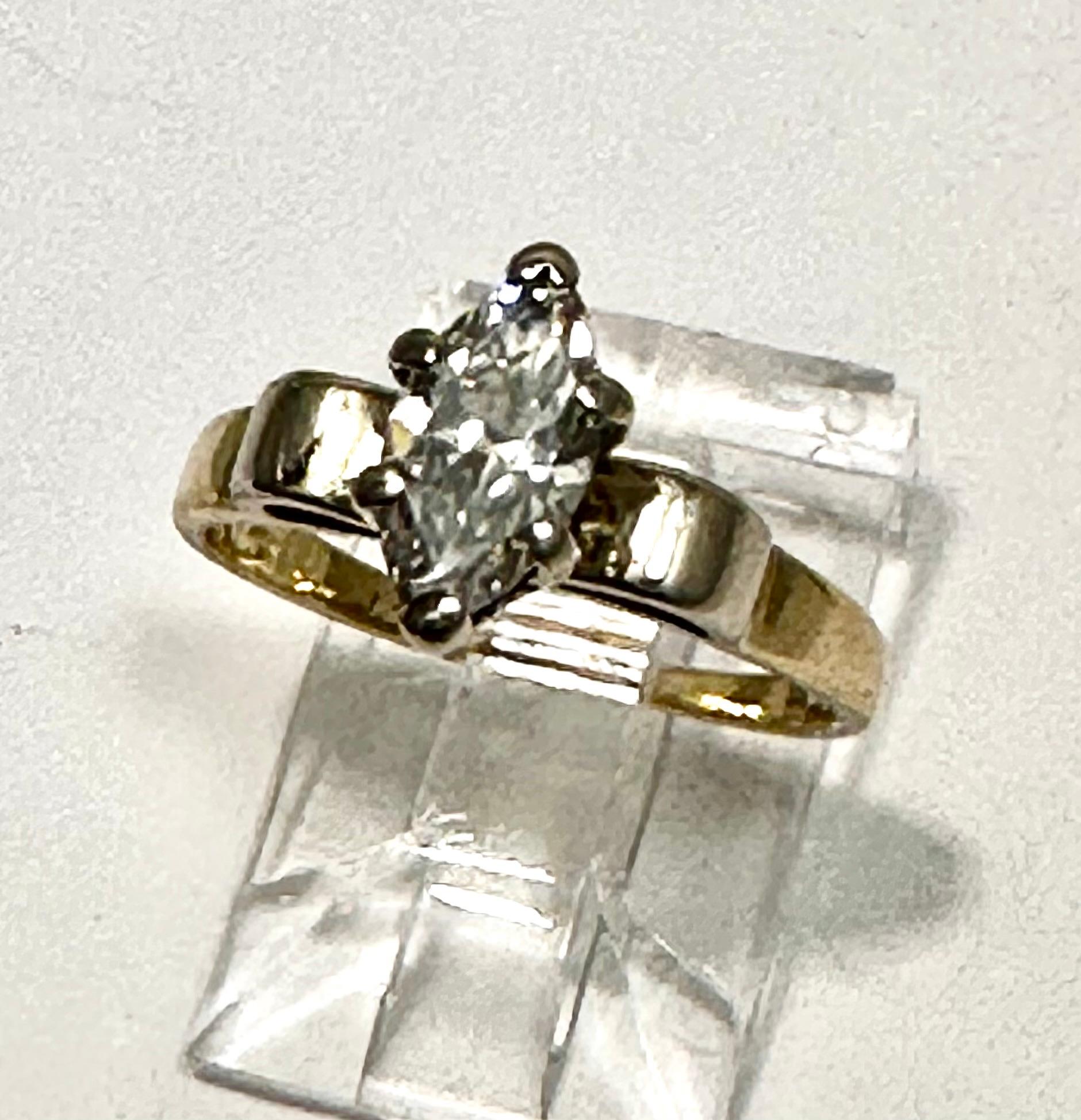14k Yellow Gold ~ 4.5mm x 9mm Marquise Diamond Solitaire Engagement Ring Sz 4.5 In Excellent Condition For Sale In Las Vegas, NV