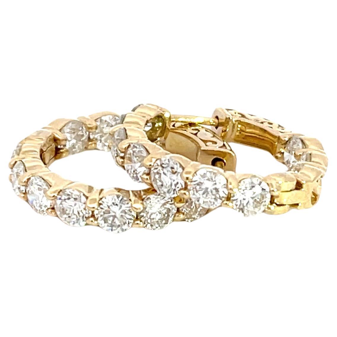 14K Gelbgold 4,63 Karat Diamant In und Out Huggie Creolen Ohrringe im Angebot