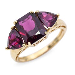 14k Yellow Gold 4.82ctw Rhodolite Garnet Three Stone Ring