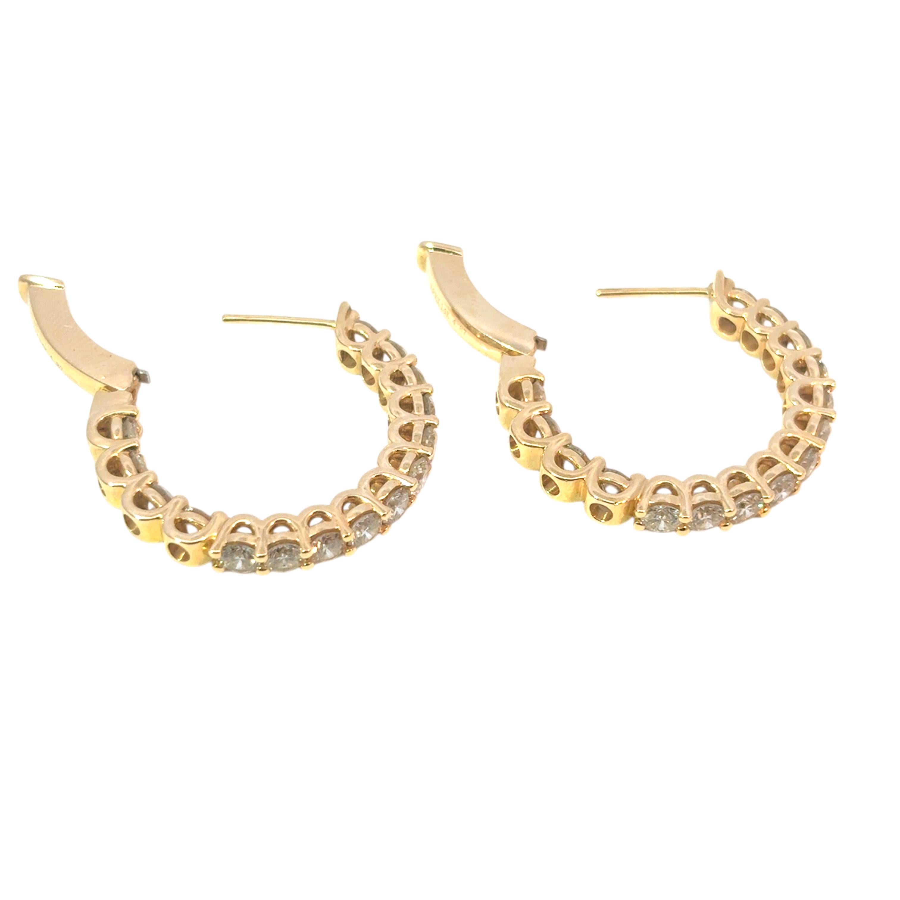 Boucles d'oreilles Huggie en or jaune 14k avec 4,87ctw de diamants de grande taille en vente 9