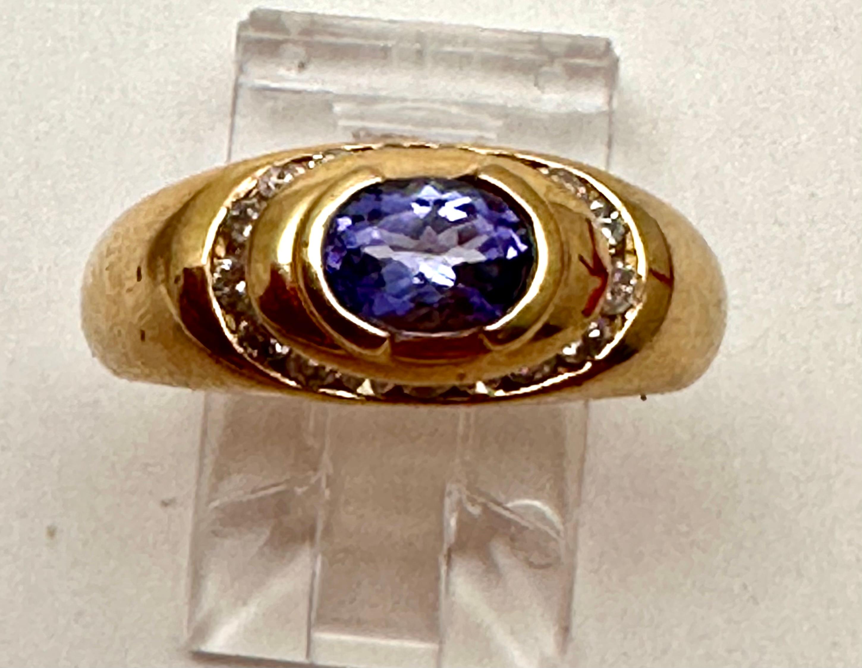 14k Gelbgold 4mm x 6mm Oval Tansanit 17 ~ Diamanten ~ Ring Größe 6 1/2 im Angebot 2