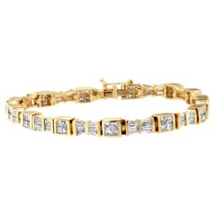 Bracelet en or jaune 14K avec nœud en diamants de taille princesse et baguette de 5 3/4ct carat