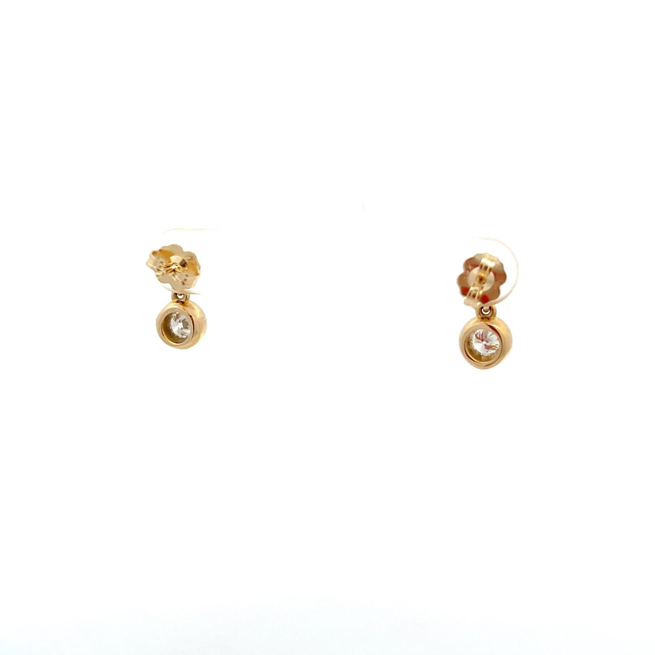 Round Cut 14K Yellow Gold 5/8ctw Diamond Bezel Drop Earrings For Sale